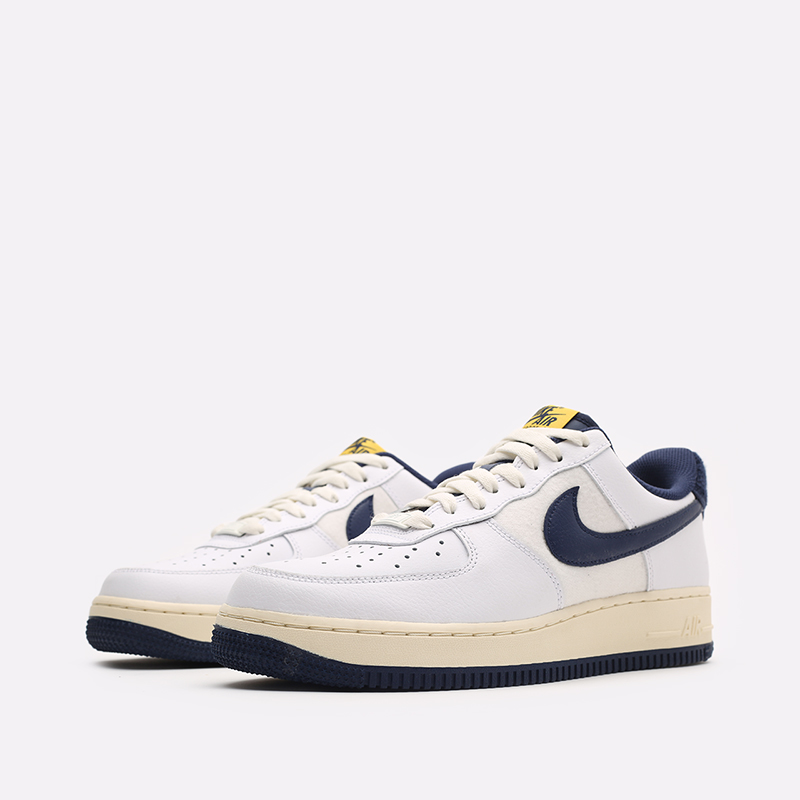 мужские белые кроссовки Nike Air Force 1 '07 LV8 DO5220-141 - цена, описание, фото 4