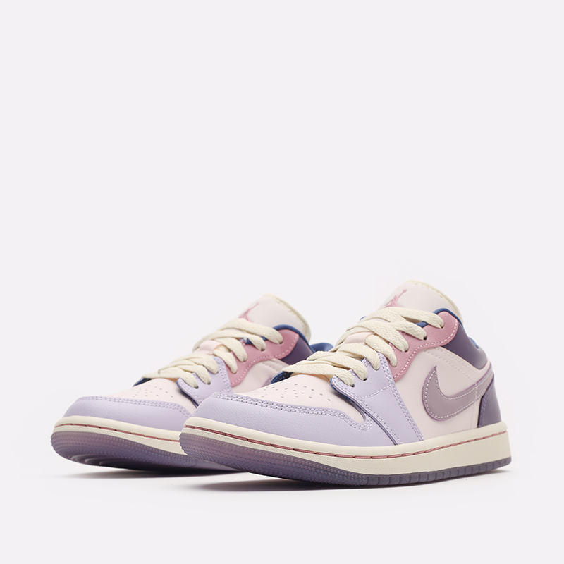 женские фиолетовые кроссовки Jordan WMNS 1 Low DZ2768-651 - цена, описание, фото 4