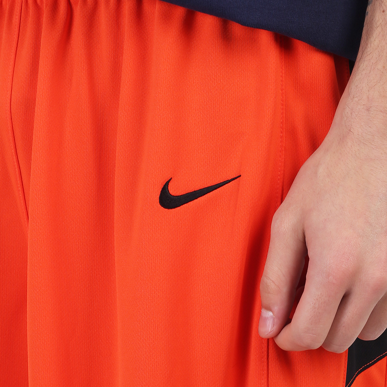 мужские оранжевые шорты Nike Swoosh 802326-891 - цена, описание, фото 2