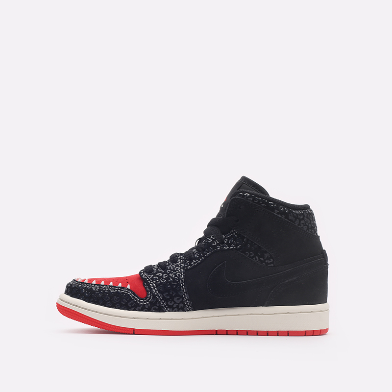  черные кроссовки Jordan 1 Mid SE DN4904-001 - цена, описание, фото 2