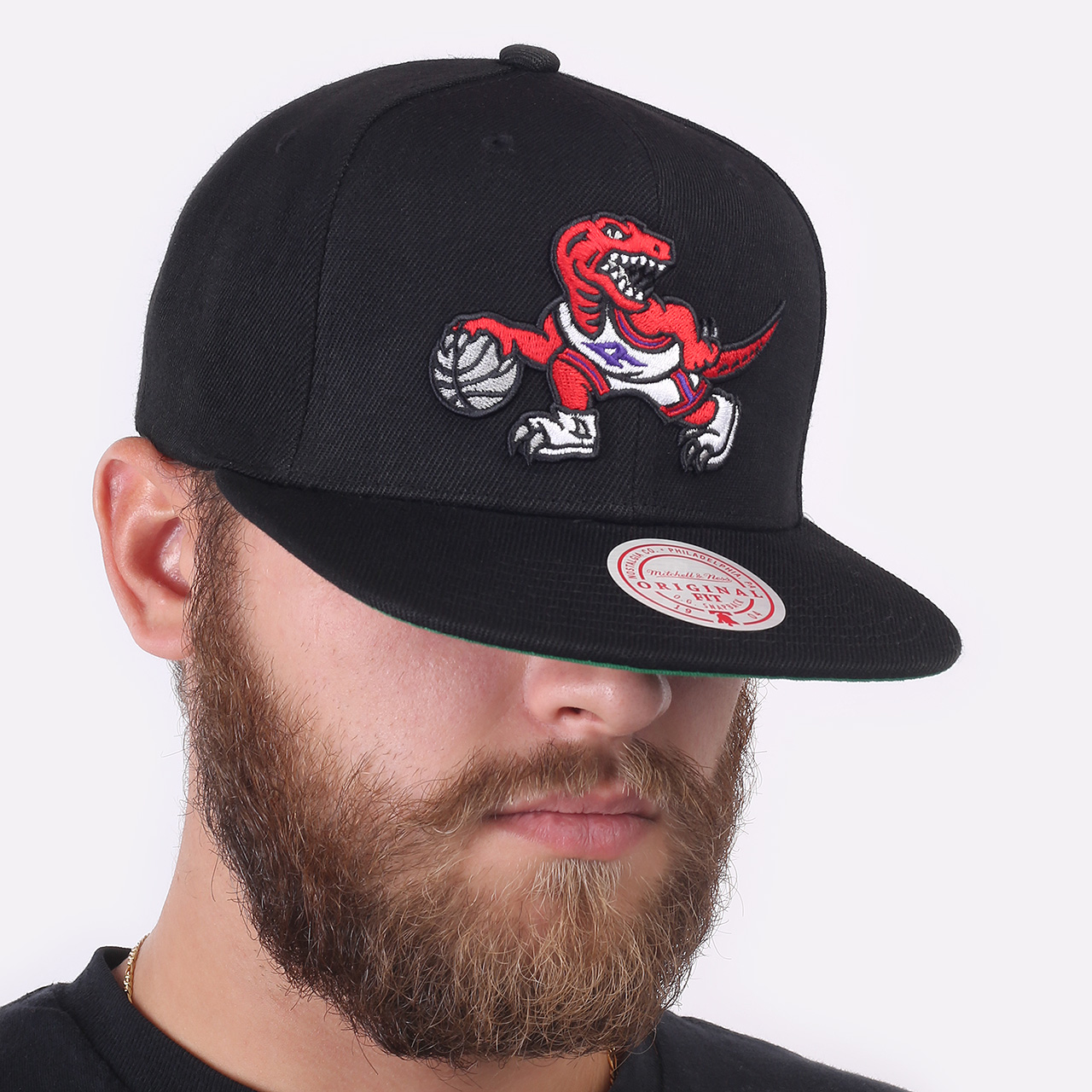  черная кепка Mitchell and ness RAPTORS 6HSSJS19079-TRABLCK - цена, описание, фото 1