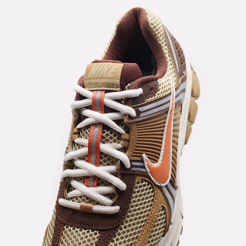 мужские коричневые кроссовки Nike Zoom Vomero 5 FB9149-700 - цена, описание, фото 7