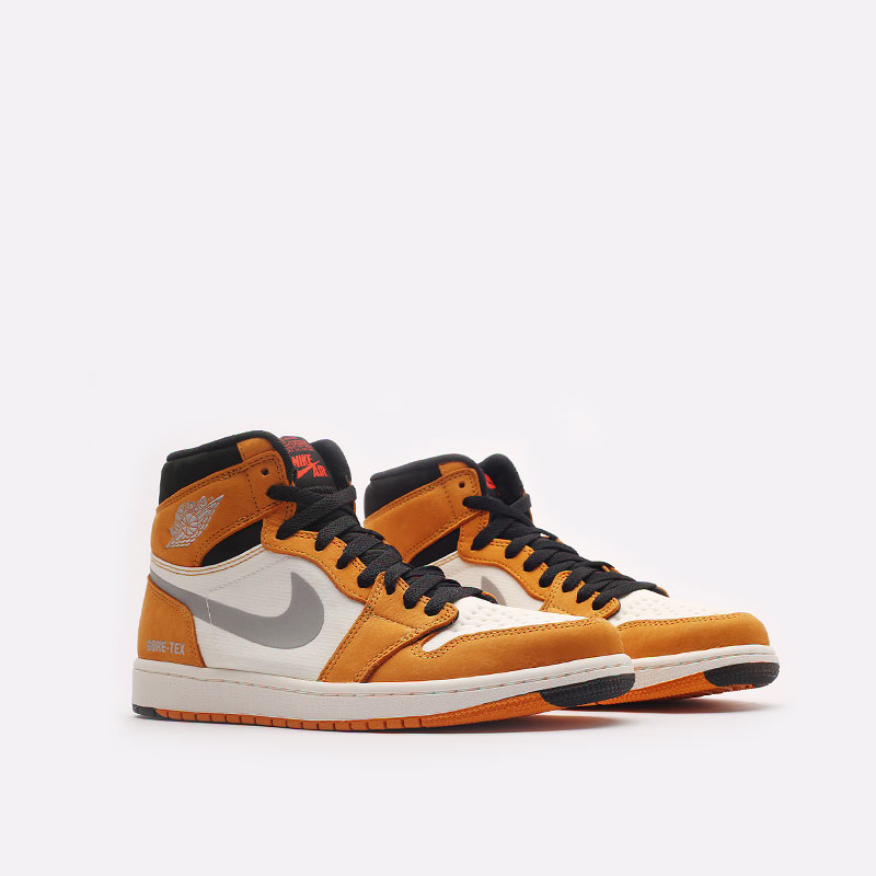мужские оранжевые кроссовки Jordan Retro 1  DB2889-700 - цена, описание, фото 2