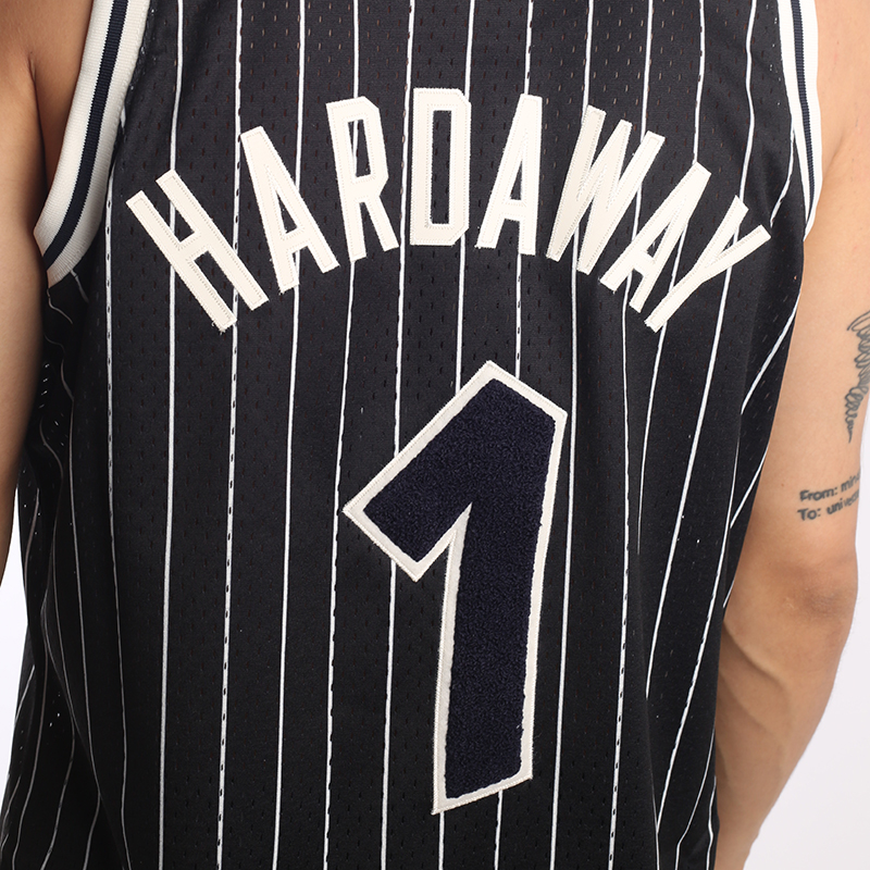 Мужская майка Mitchell and ness Chenille Swingman (OMA94PHABLCK)  - цена, описание, фото 4