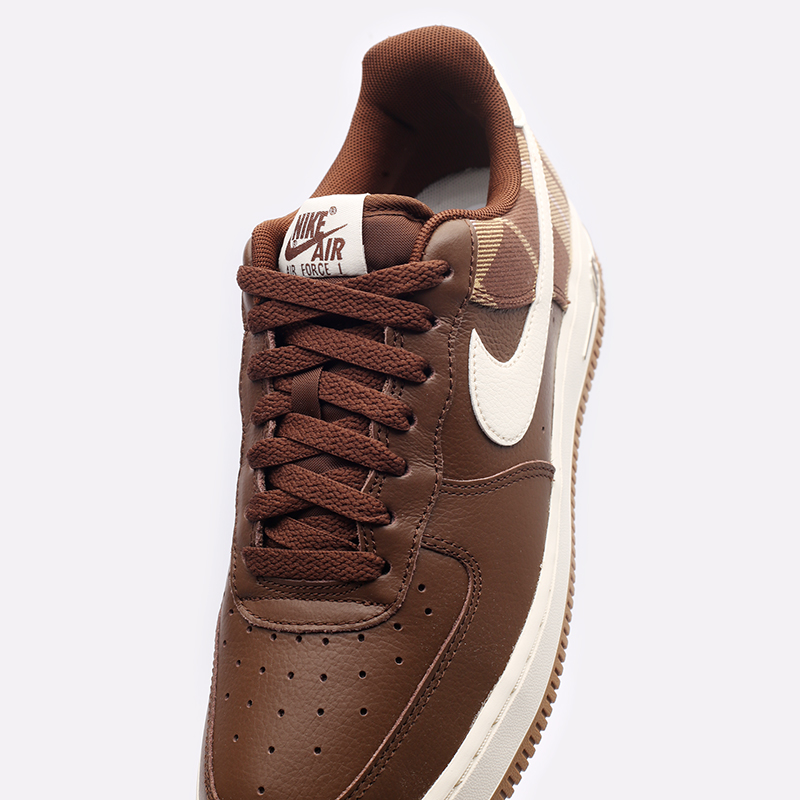 мужские коричневые кроссовки Nike Air Force 1 &#039;07 LX DV0791-200 - цена, описание, фото 7