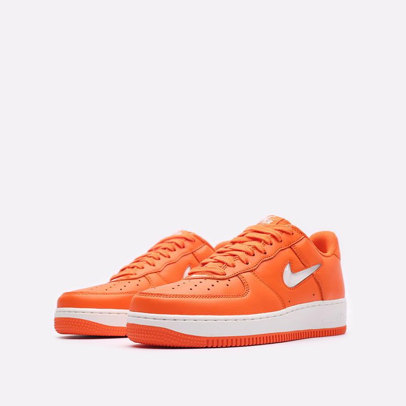 мужские оранжевые кроссовки Nike Air Force 1 Low Retro FJ1044-800 - цена, описание, фото 4