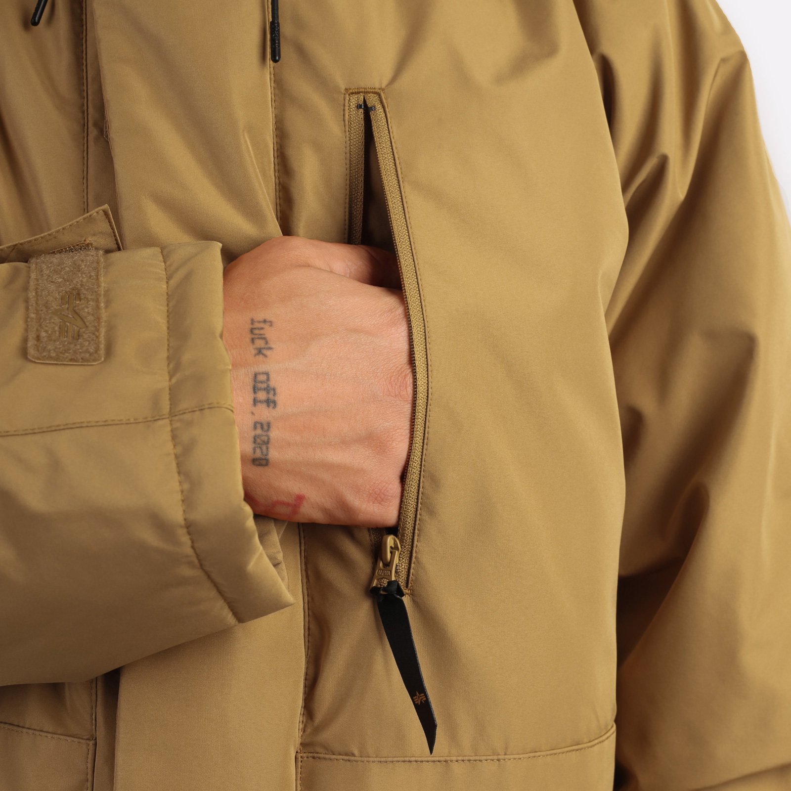 мужская бежевая куртка Alpha Industries Raglan Parka MJR53500C1-brown - цена, описание, фото 6