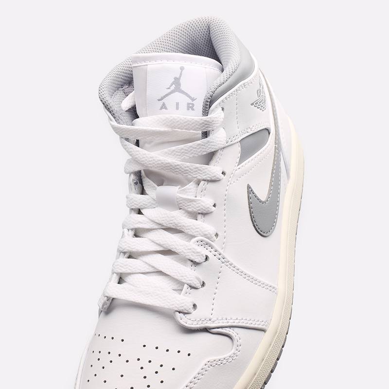 мужские белые кроссовки Jordan 1 Mid 554724-135 - цена, описание, фото 7