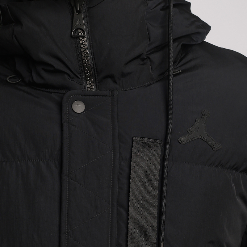 мужская черная куртка Jordan Essentials Statement Down Parka DZ4554-010 - цена, описание, фото 4
