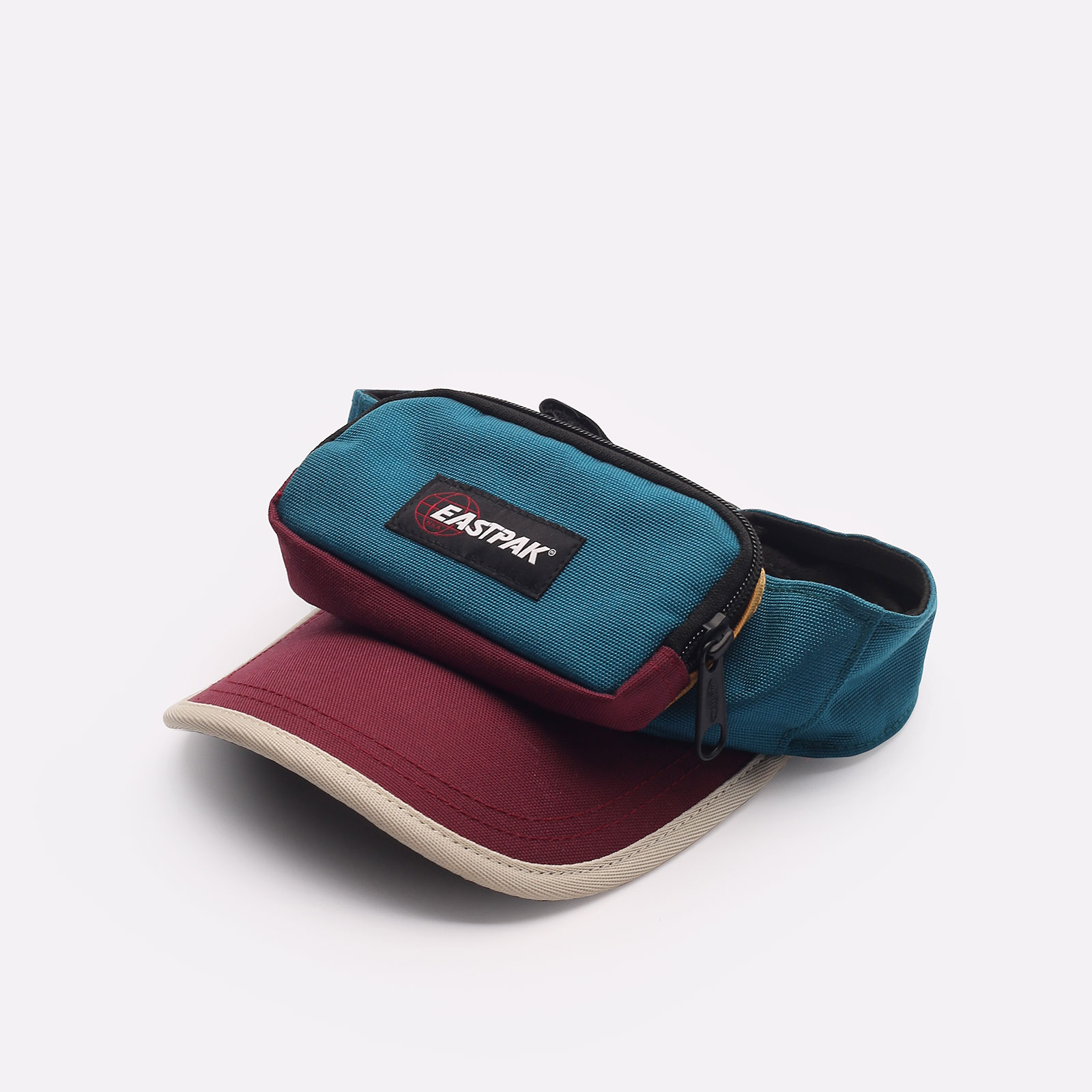  бордовая кепка Eastpak Varsity Cap Blocking VarsityBlocking - цена, описание, фото 1