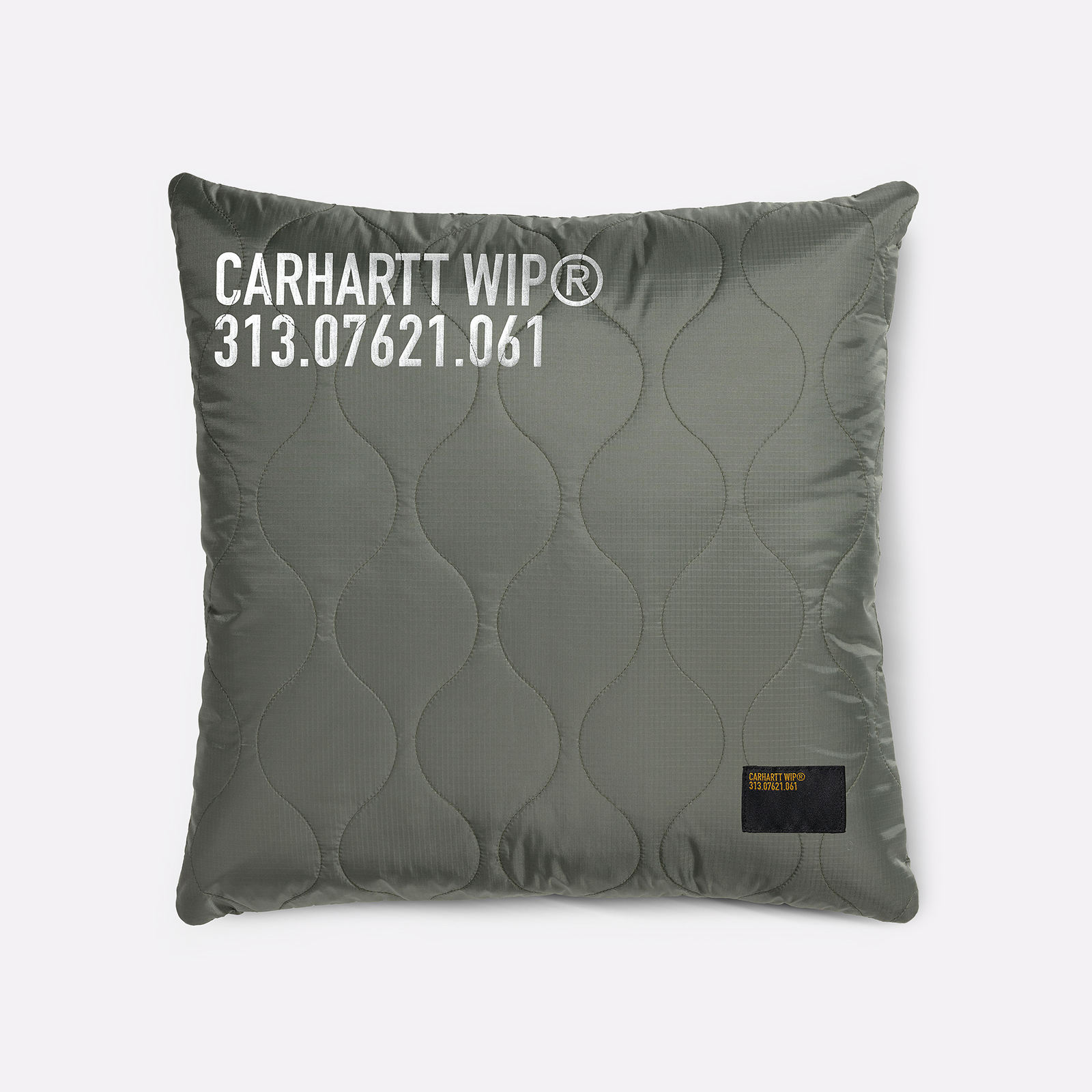  зеленая подушка Carhartt WIP Tour Quilted Pillow I032491-green/ref - цена, описание, фото 1