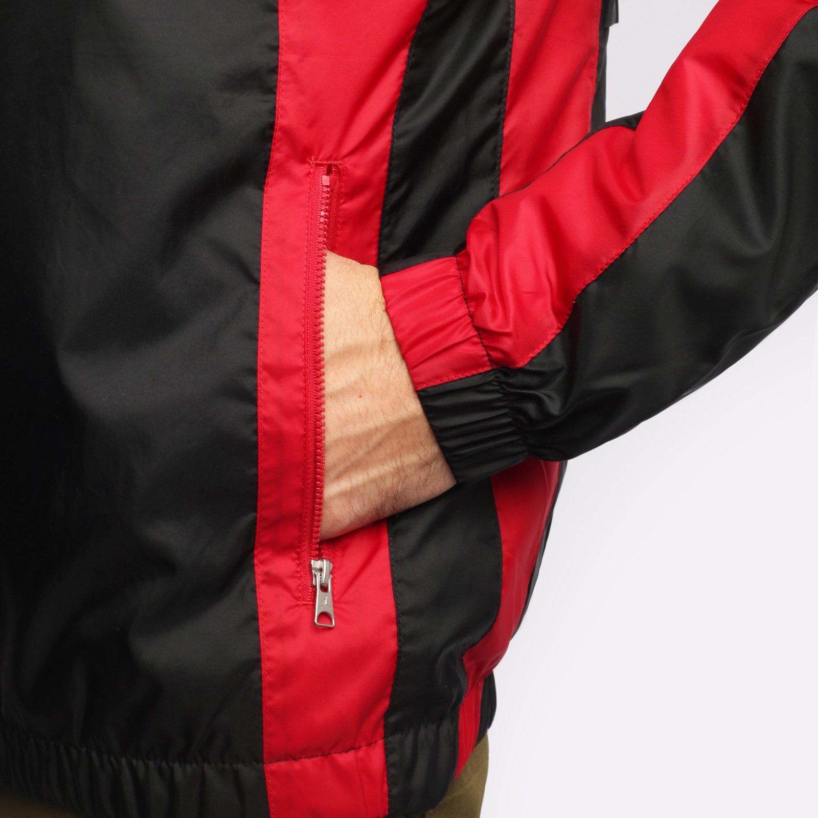 мужская куртка Jordan Casual Hooded Windbreaker  (DJ9829-010)  - цена, описание, фото 4