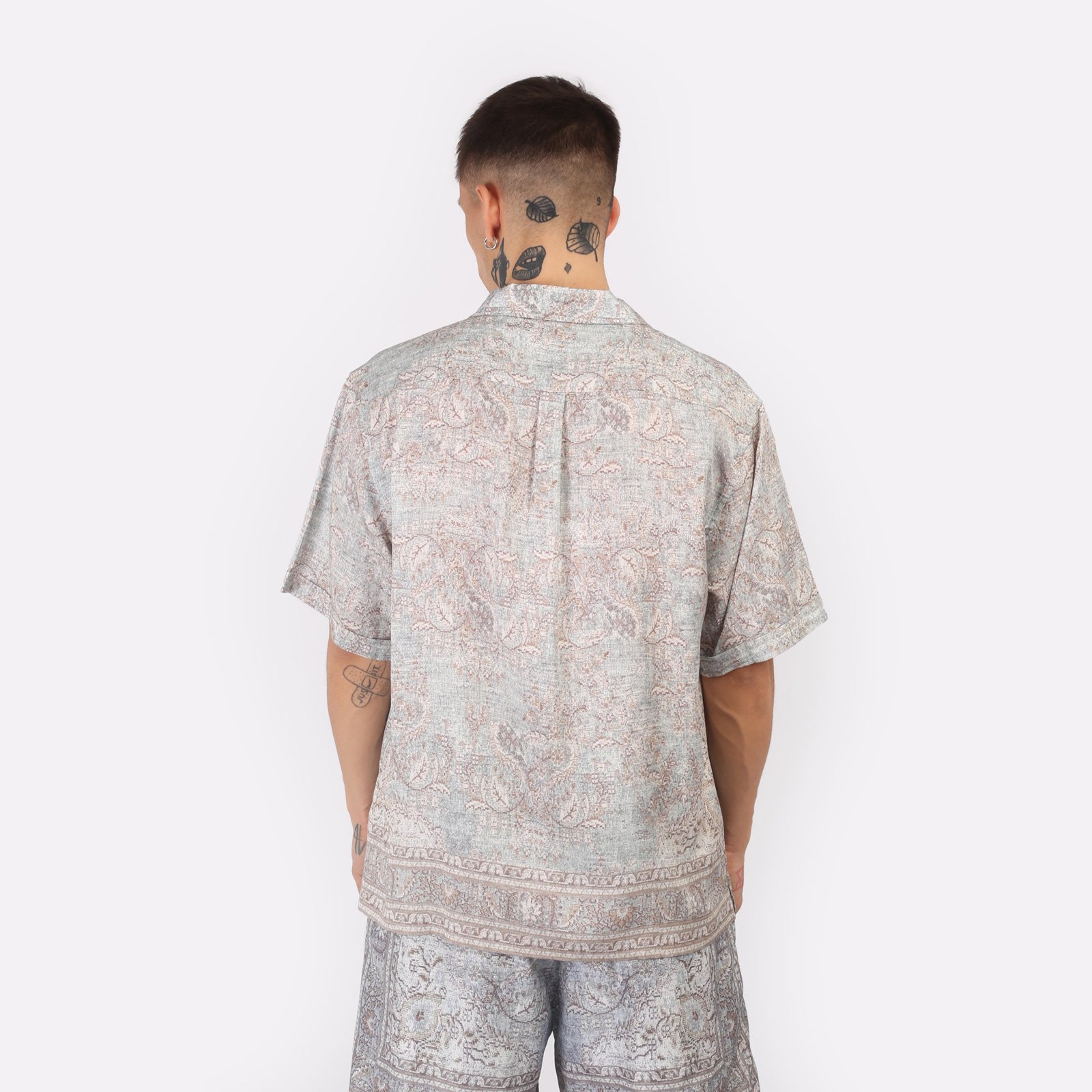 мужская серая рубашка Stampd Rug Camp Collar Buttondown SLA-M3315BD-RPO - цена, описание, фото 2