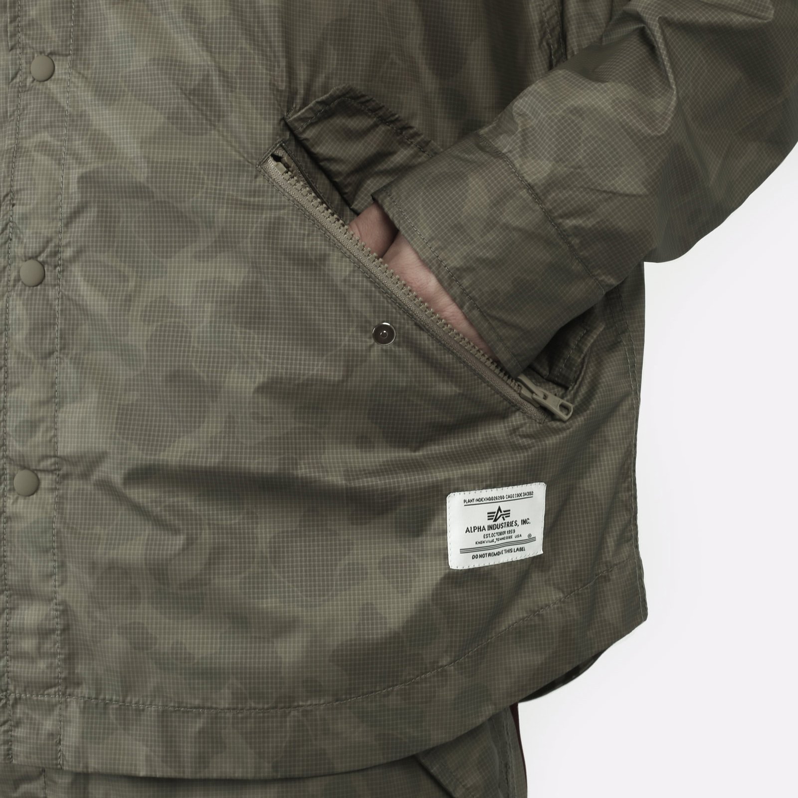 Мужская куртка Alpha Industries Packaway Shirt Jacket (MJP54002C1-OG-10-green)  - цена, описание, фото 4