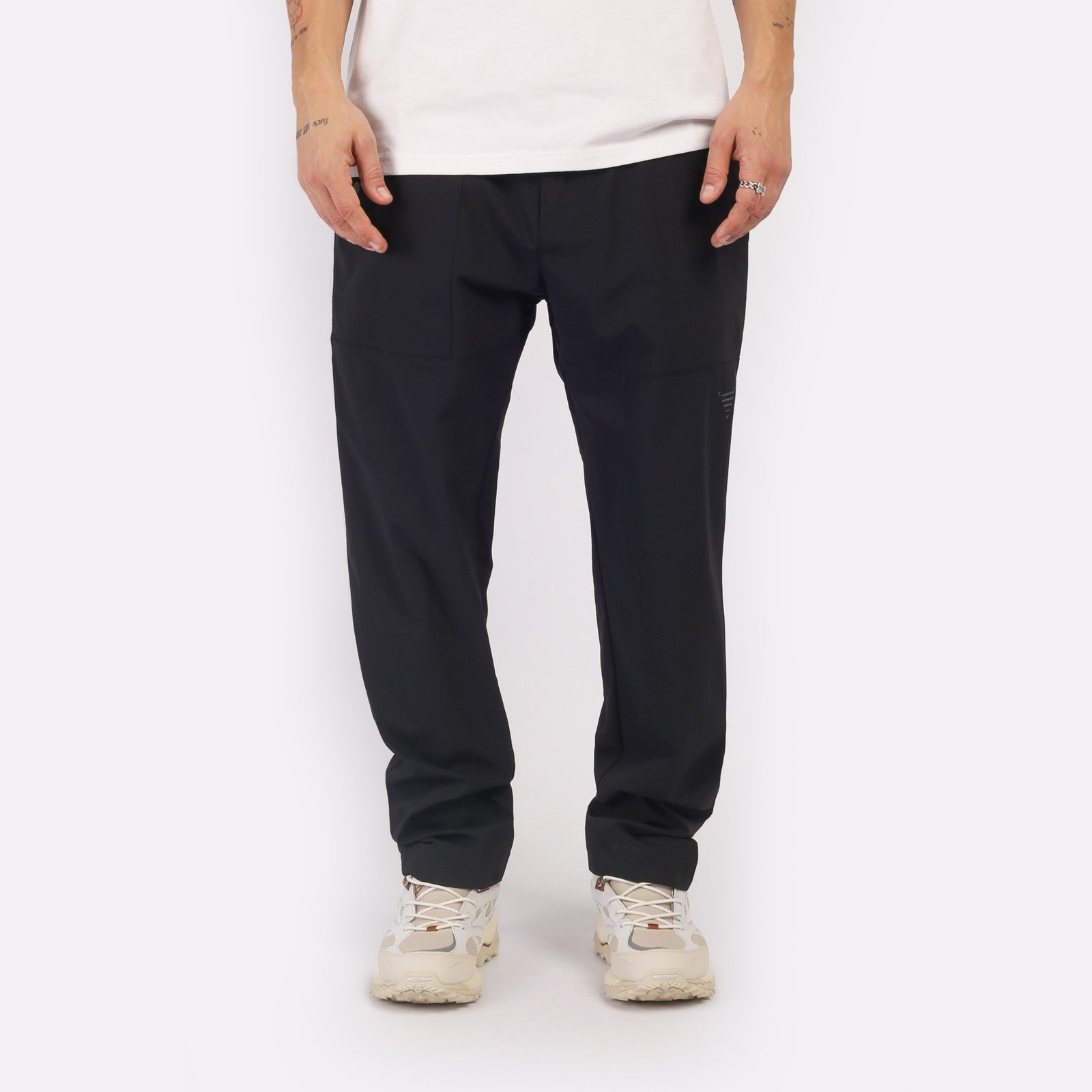 мужские черные брюки KRAKATAU Rm180-1 Rm180-1-чёрный - цена, описание, фото 1