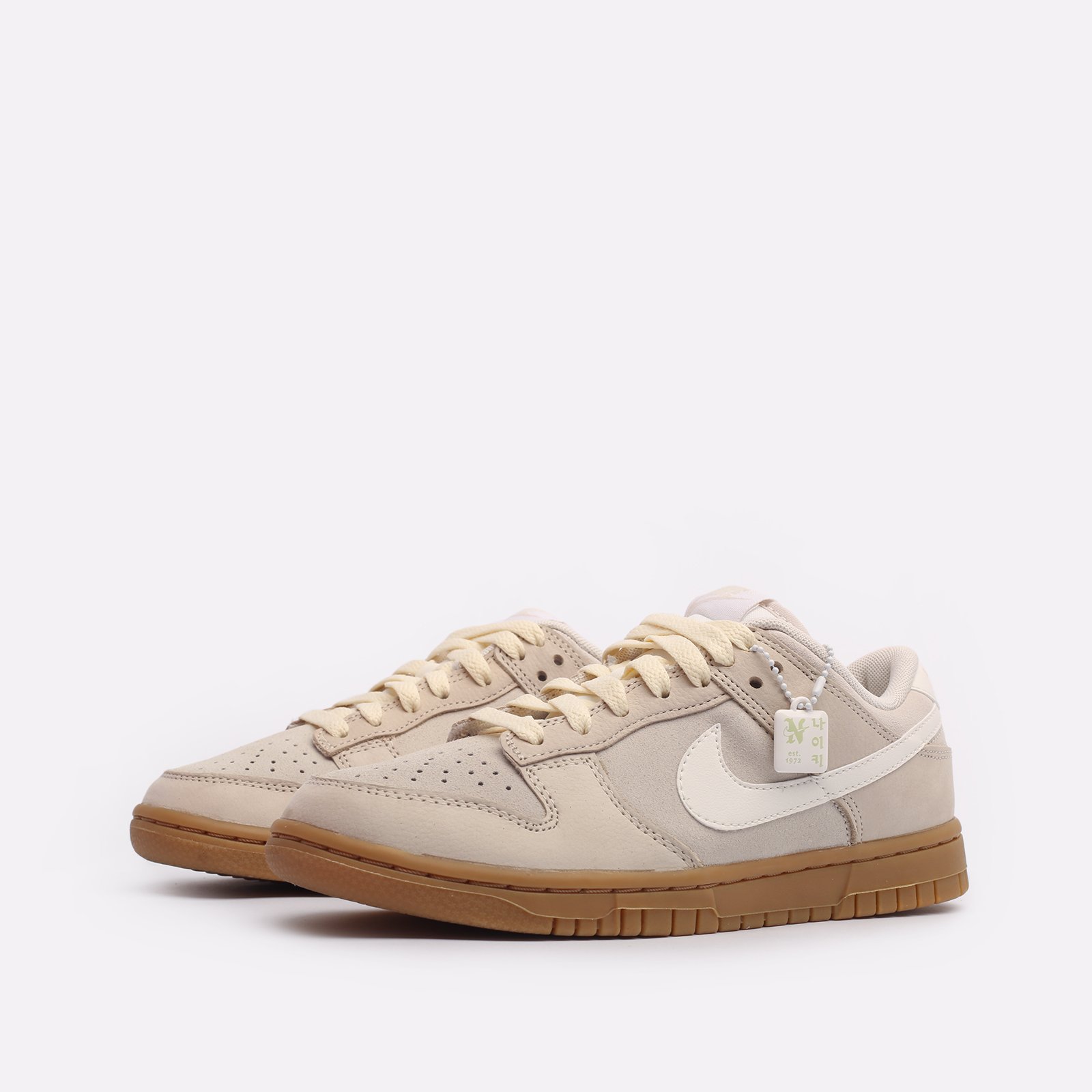 Женские кроссовки Nike WMNS Dunk Low SE (FQ8147-104)  - цена, описание, фото 4