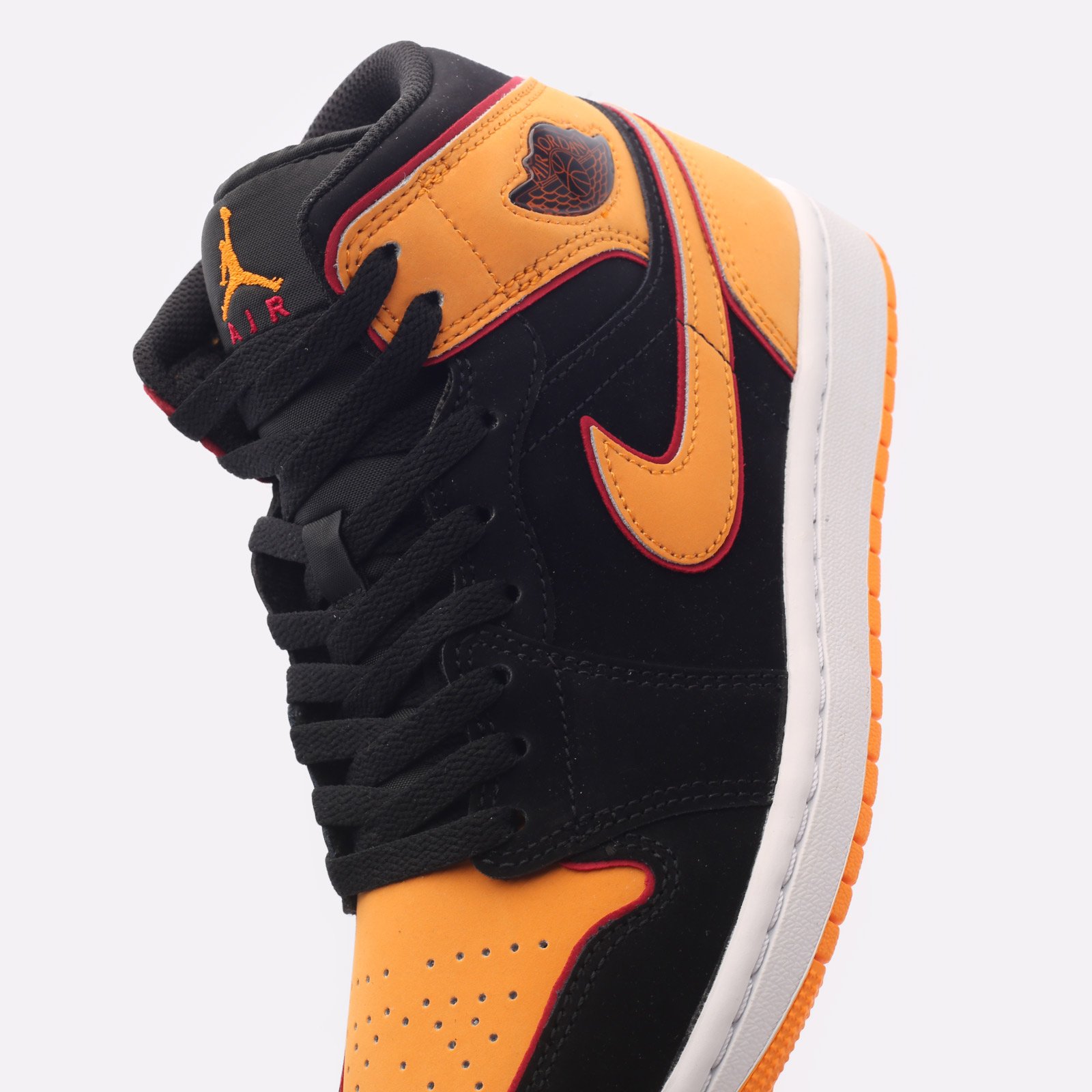 Мужские кроссовки Jordan 1 Mid SE (FJ4923-008)  - цена, описание, фото 7
