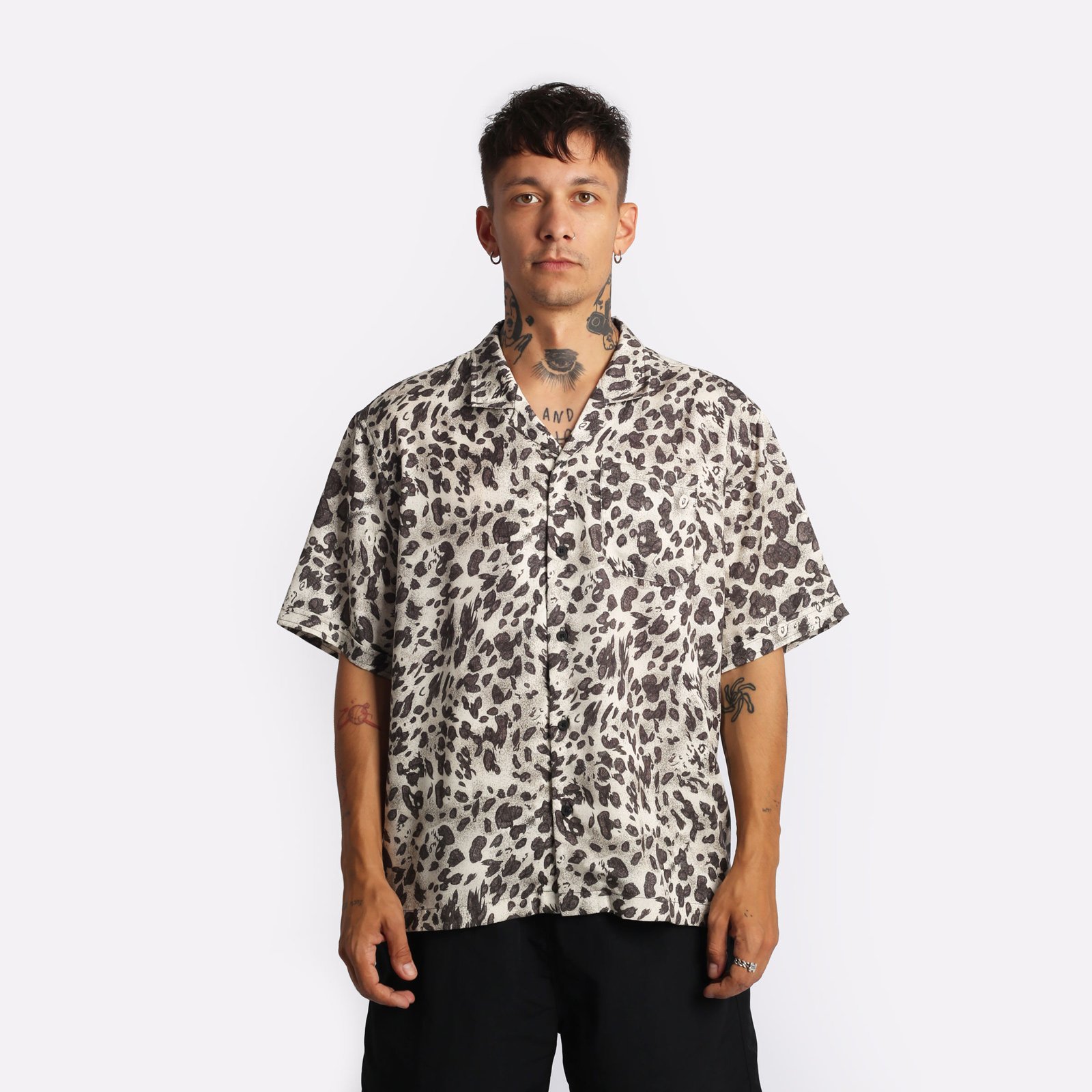 Мужская рубашка Stampd Leopard Camp Collar Buttondown (SLA-M3341BDLPP)  - цена, описание, фото 1
