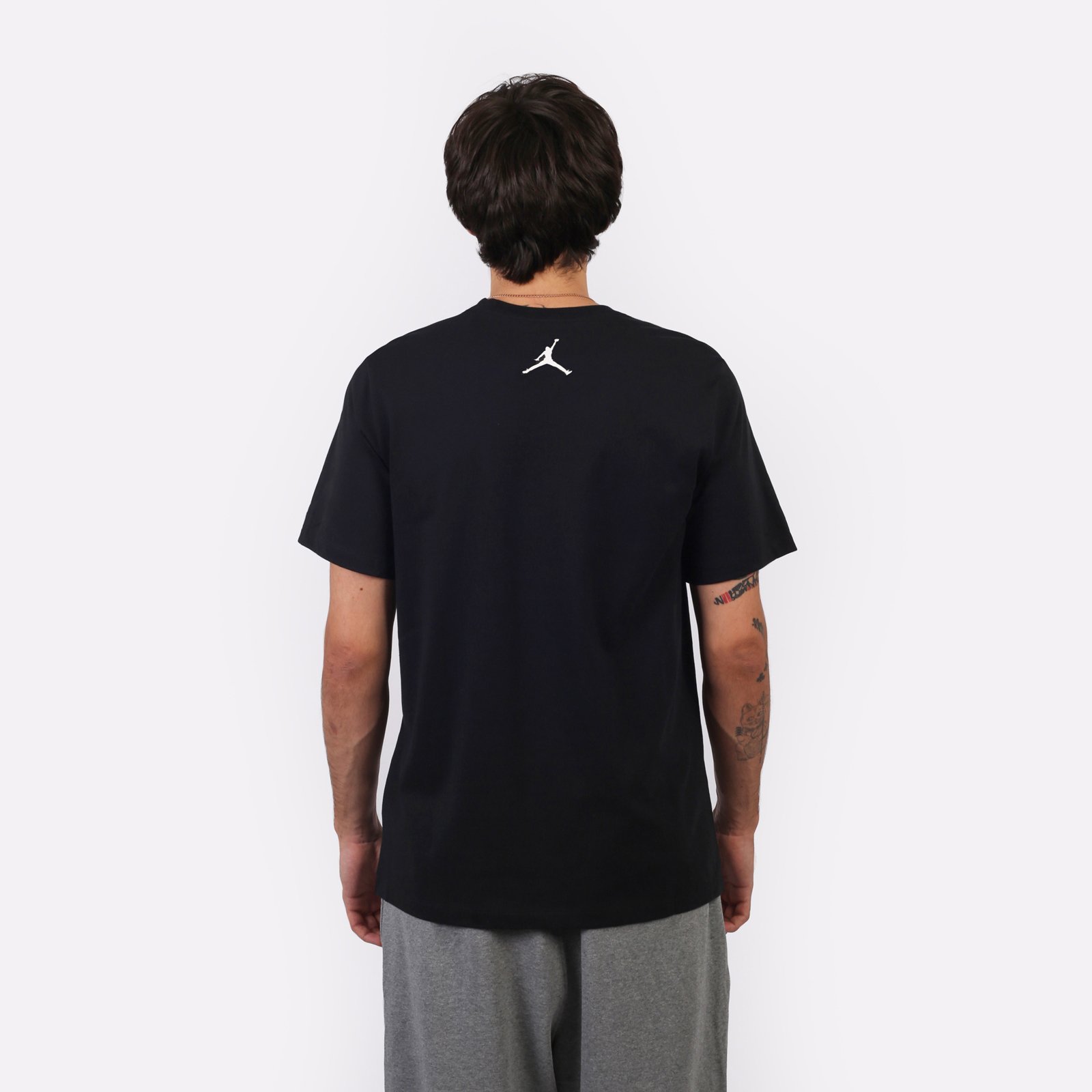 Мужская футболка Jordan Embroidered Crew (DM3182-010)  - цена, описание, фото 4