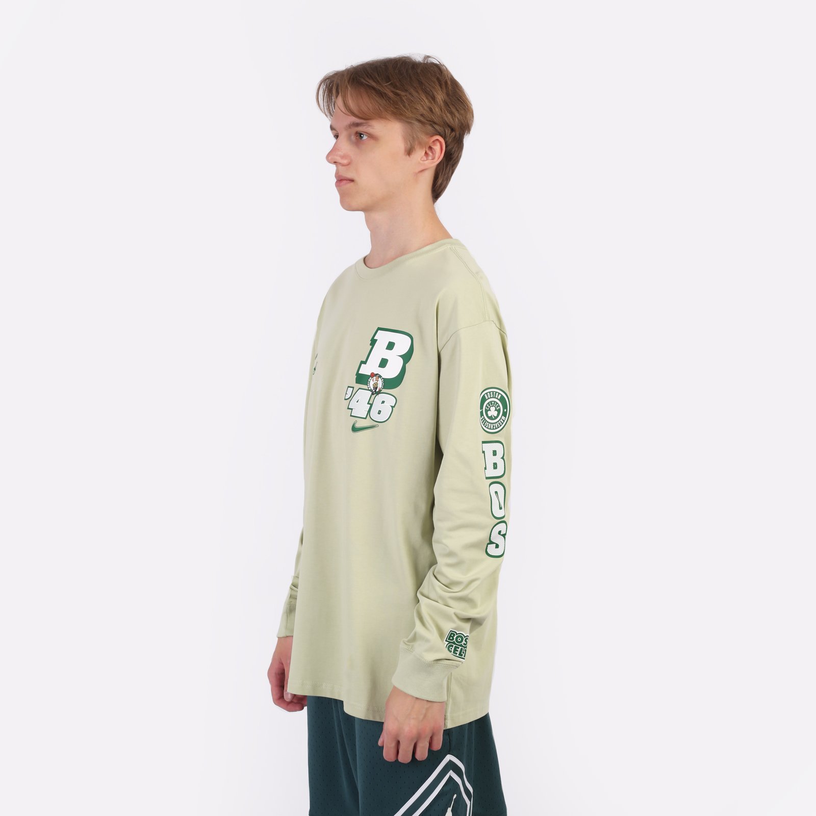 Лонгслив Nike Boston Celtics Courtside Longsleeve (HF1648-371)  - цена, описание, фото 3