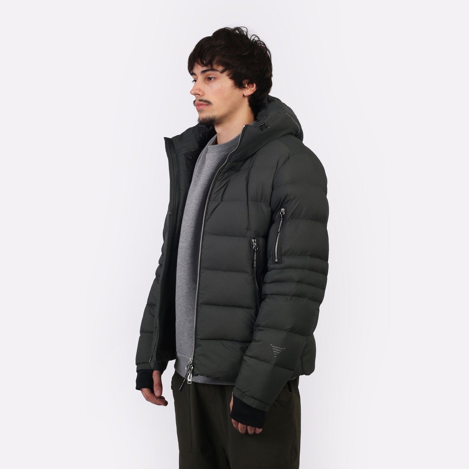 Мужской пуховик KRAKATAU Rook Short Puffer Jacket (Qm487-513-ел-серый)  - цена, описание, фото 4
