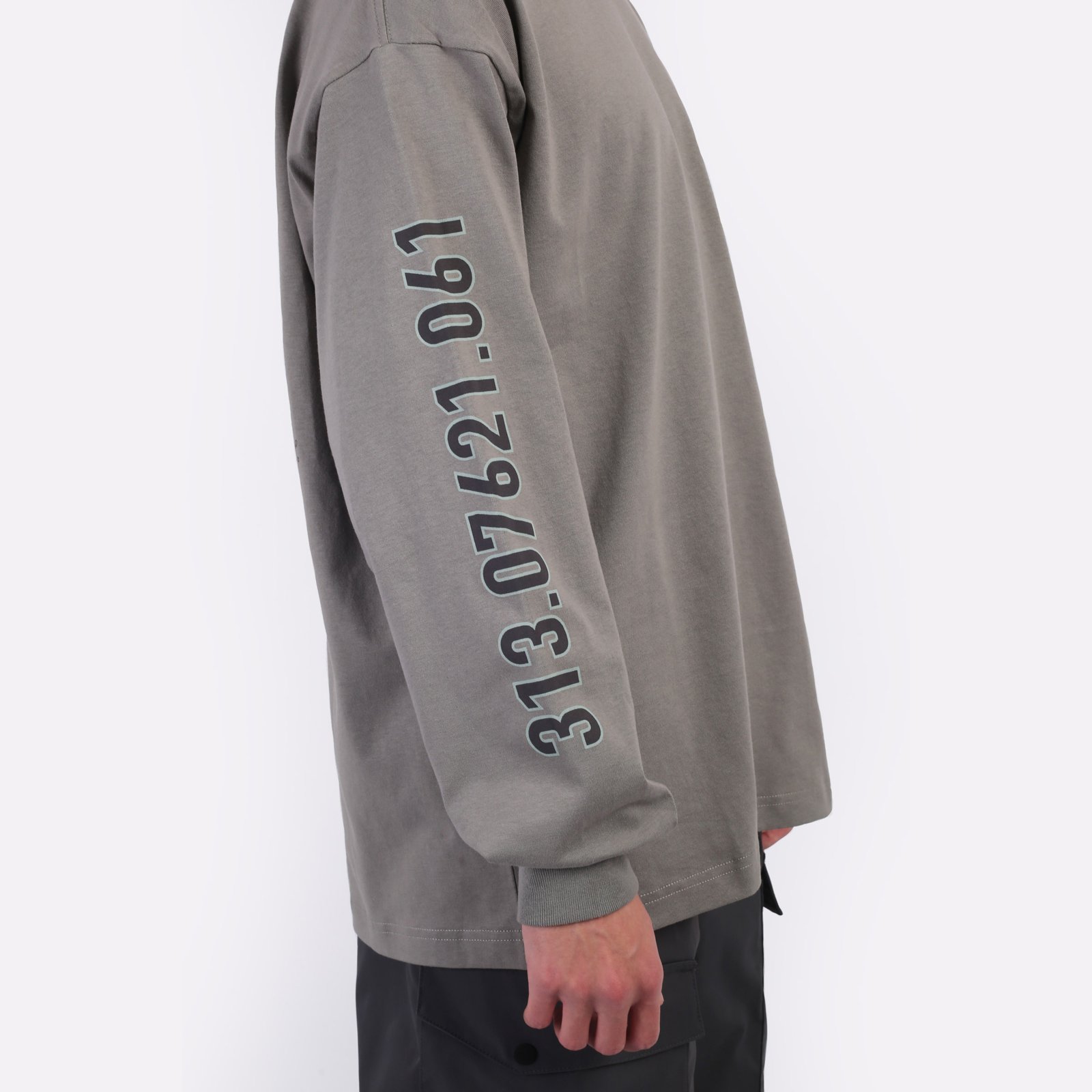 Мужской лонгслив Carhartt WIP L/S Coordinate T-Shirt (I034043-misty grey)  - цена, описание, фото 7
