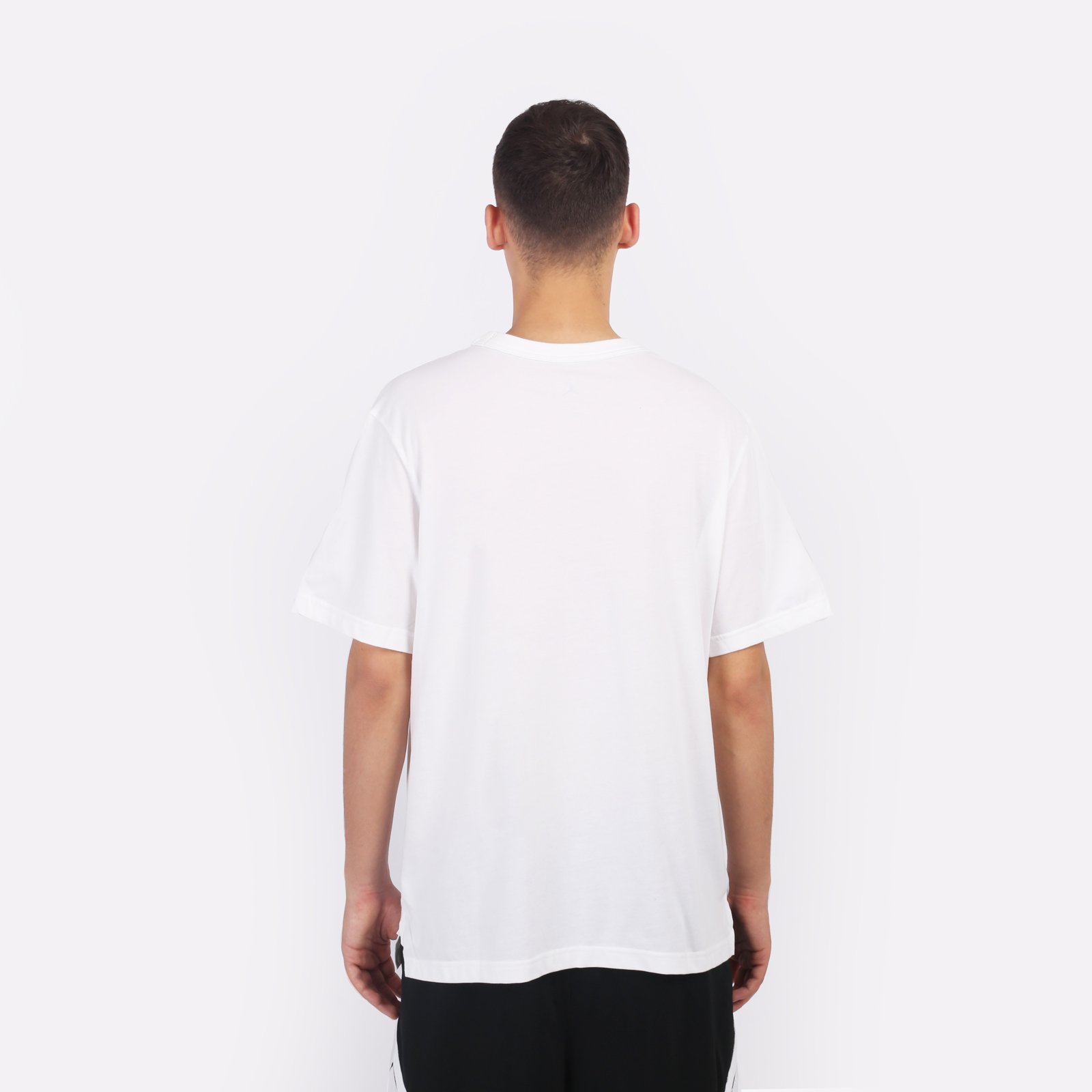 Мужская футболка Jordan Short-Sleeve Top (FN5829-100)  - цена, описание, фото 2
