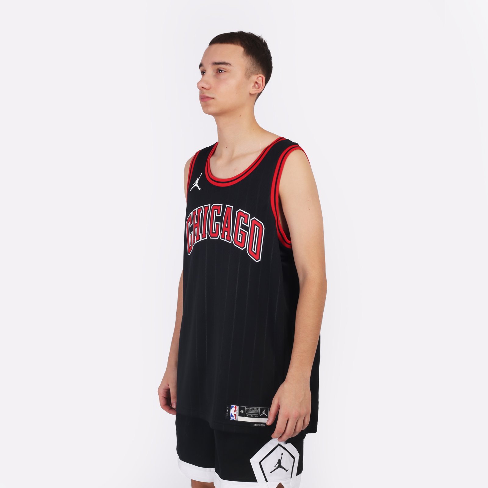 Мужская майка Jordan NBA Chicago Bulls Statement Edition (DO9554-010)  - цена, описание, фото 3