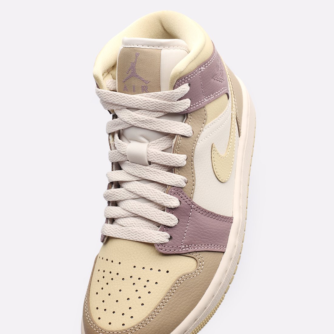 Кроссовки Jordan 1 Mid (HV2370-100)  - цена, описание, фото 7