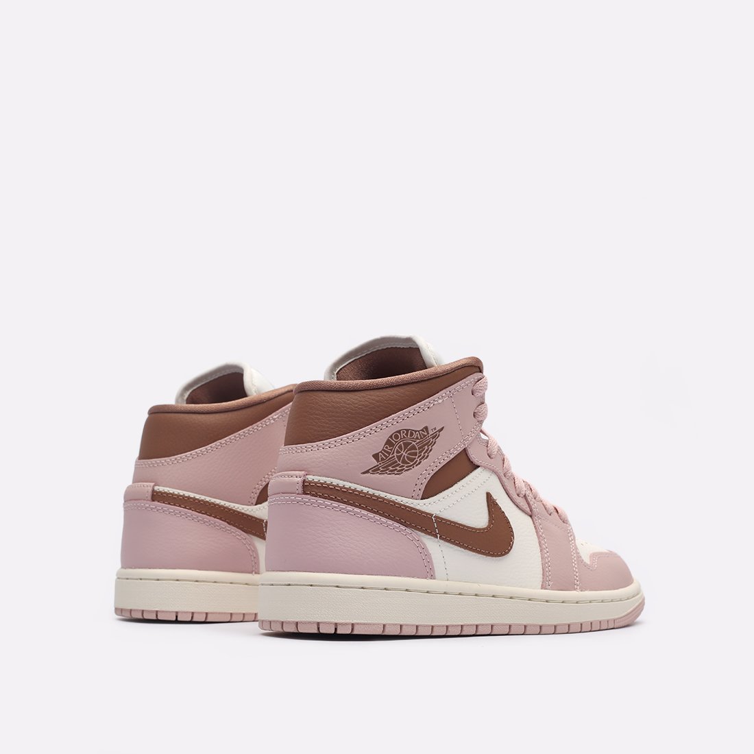 Женские кроссовки Jordan WMNS 1 Mid (BQ6472-620)  - цена, описание, фото 3
