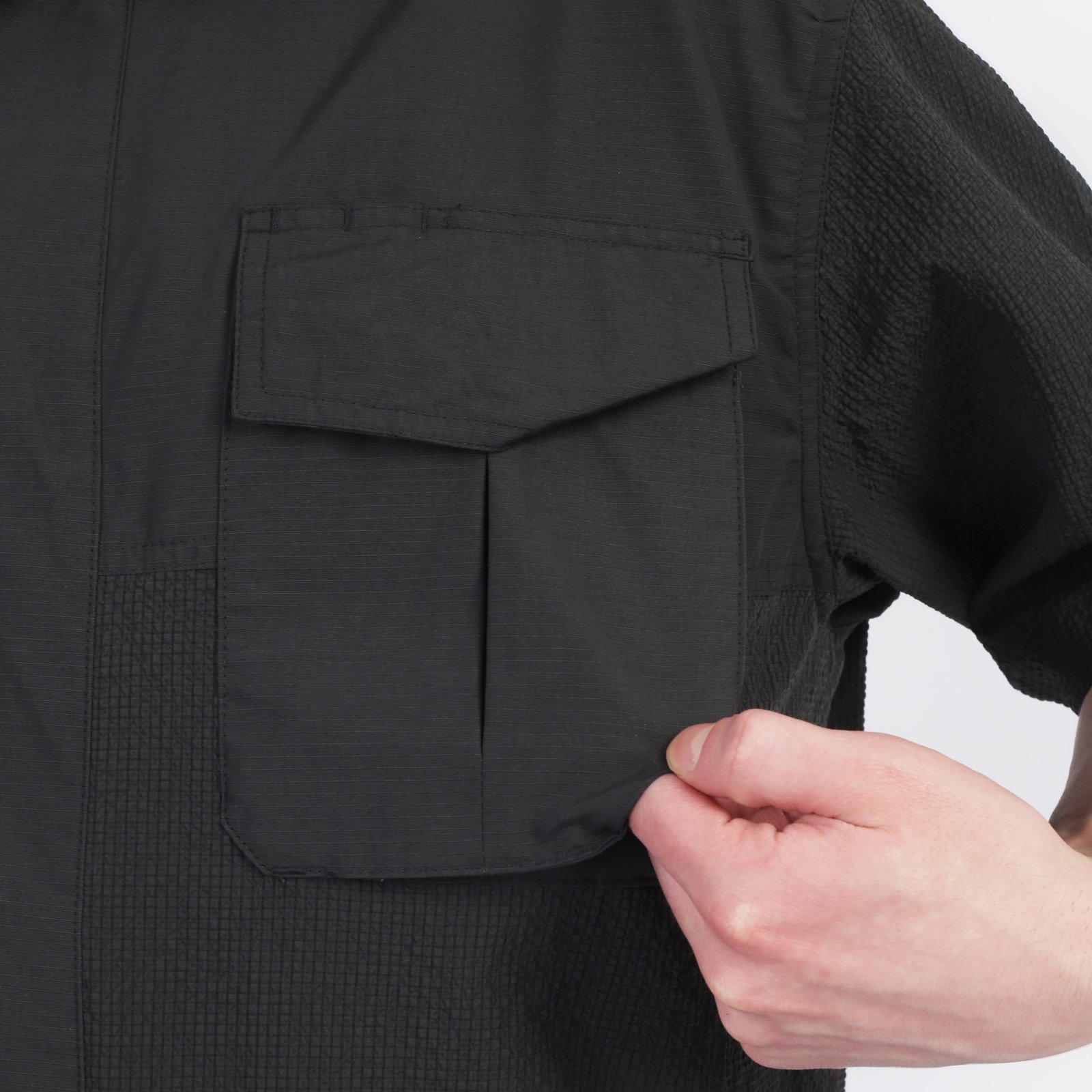 Мужская рубашка Alpha Industries SS Seersucker Shirt (MTS55000C1_077-charcoal)  - цена, описание, фото 4