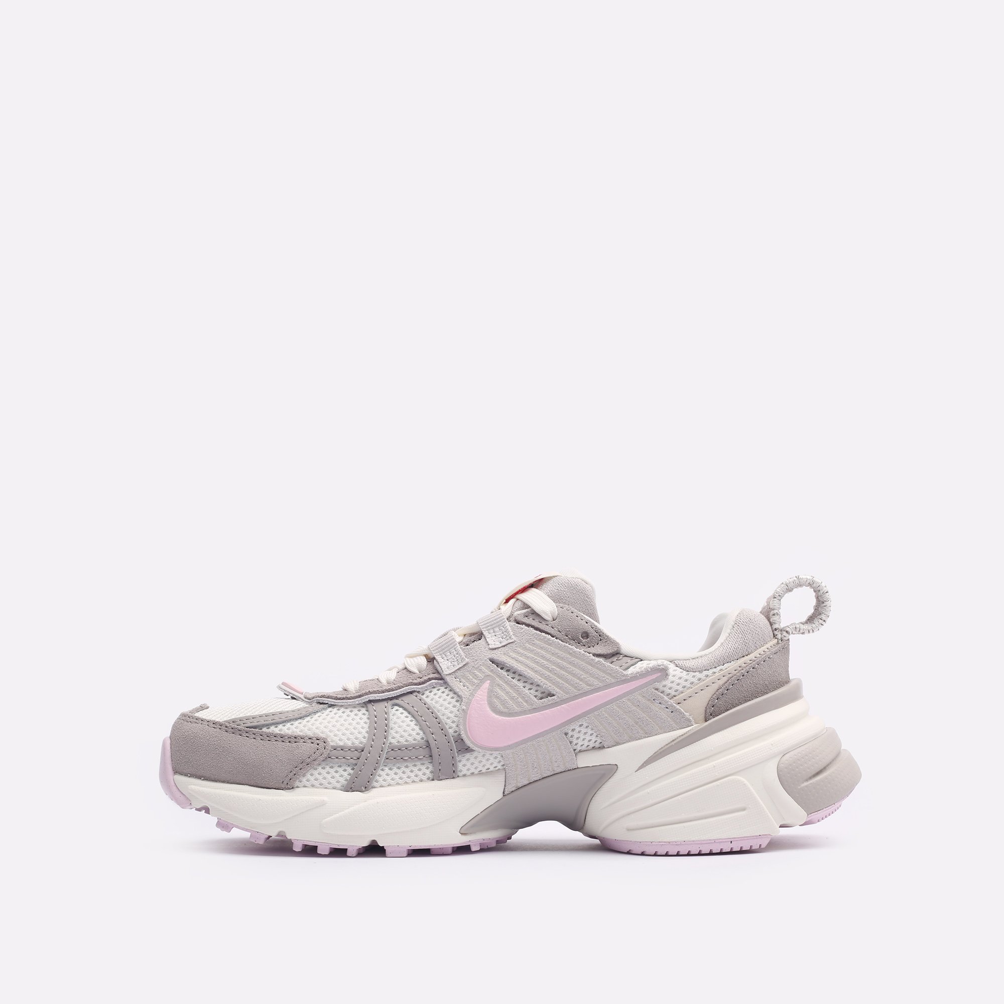 Женские кроссовки Nike WMNS V2K Run (HV5997-161)  - цена, описание, фото 2