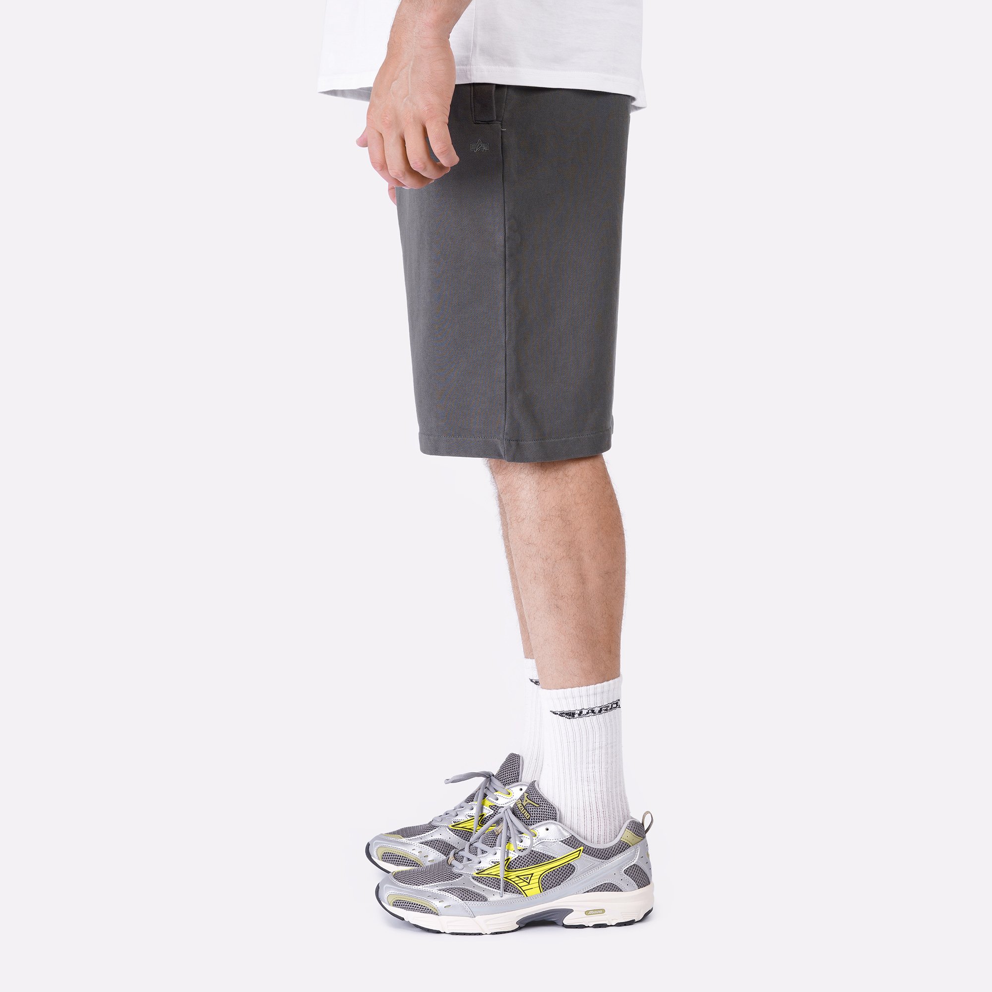Мужские шорты Alpha Industries Essential French Terry Short (MBE55001C1-charcoal)  - цена, описание, фото 6
