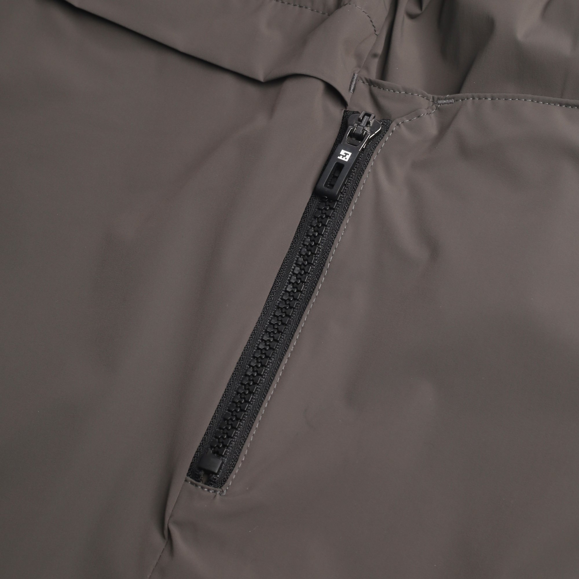 Мужские шорты KRAKATAU Omura Short Pants (Rm205-861)  - цена, описание, фото 4