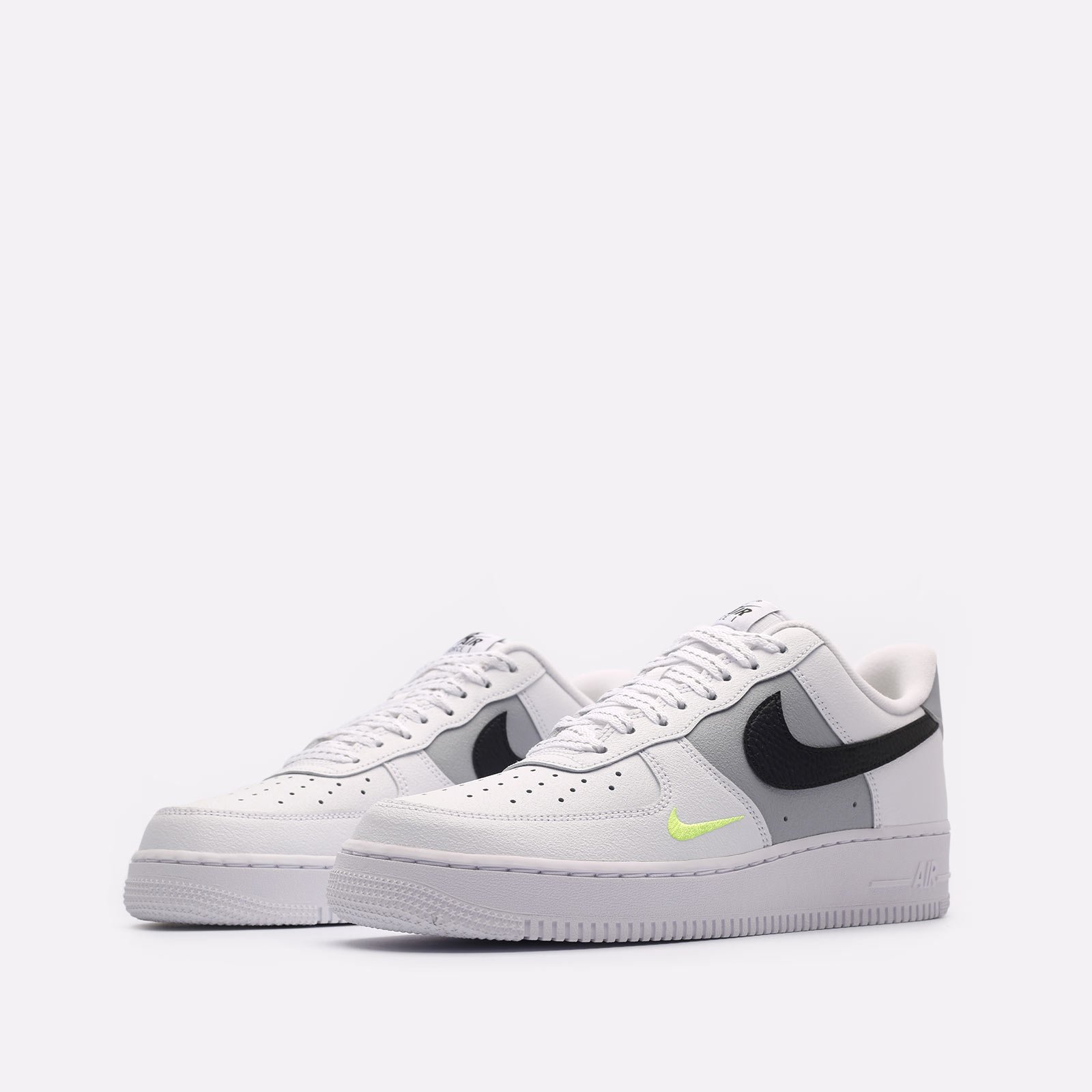 Мужские кроссовки Nike Air Force 1 '07 (FQ2204-100_)  - цена, описание, фото 4