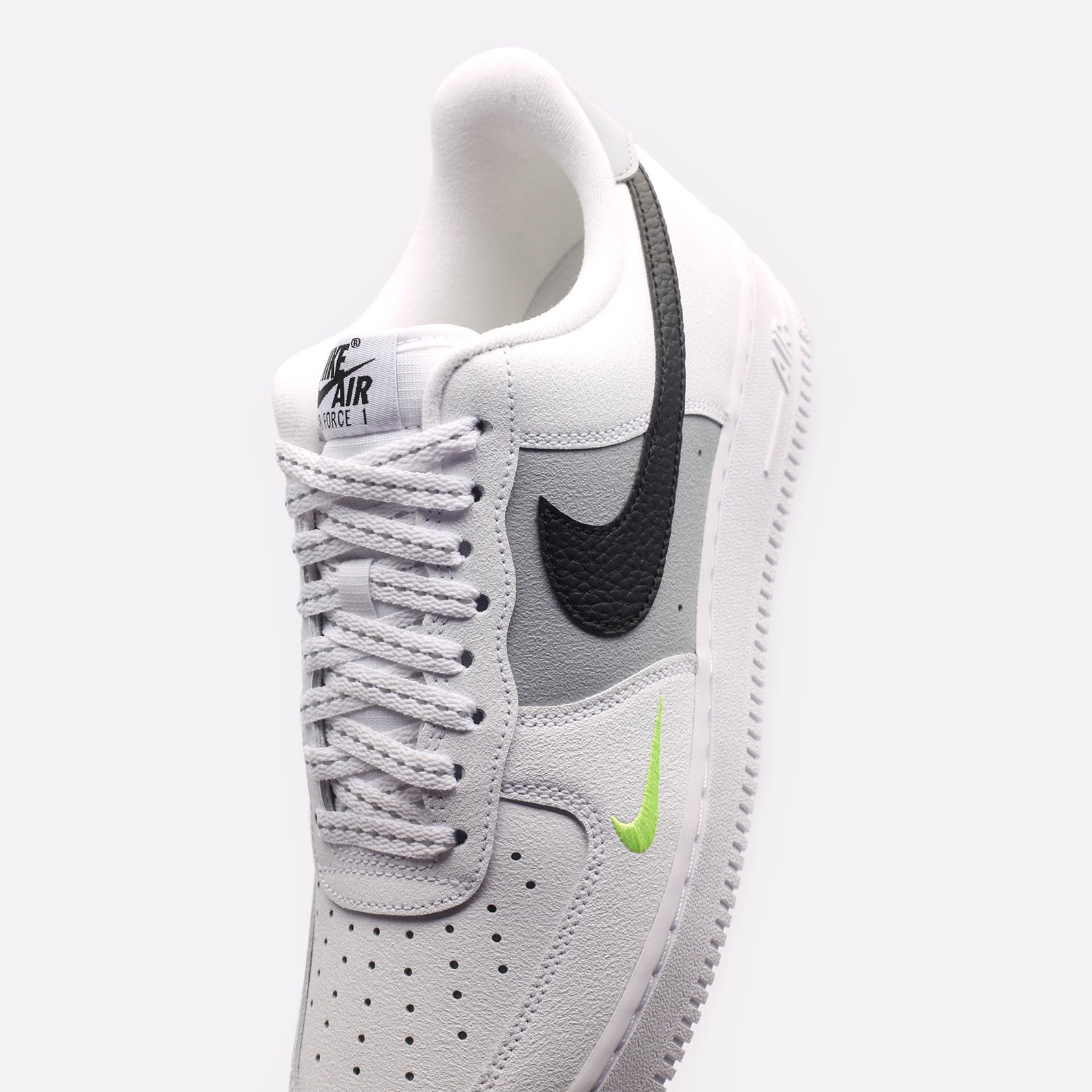 Мужские кроссовки Nike Air Force 1 '07 (FQ2204-100_)  - цена, описание, фото 7