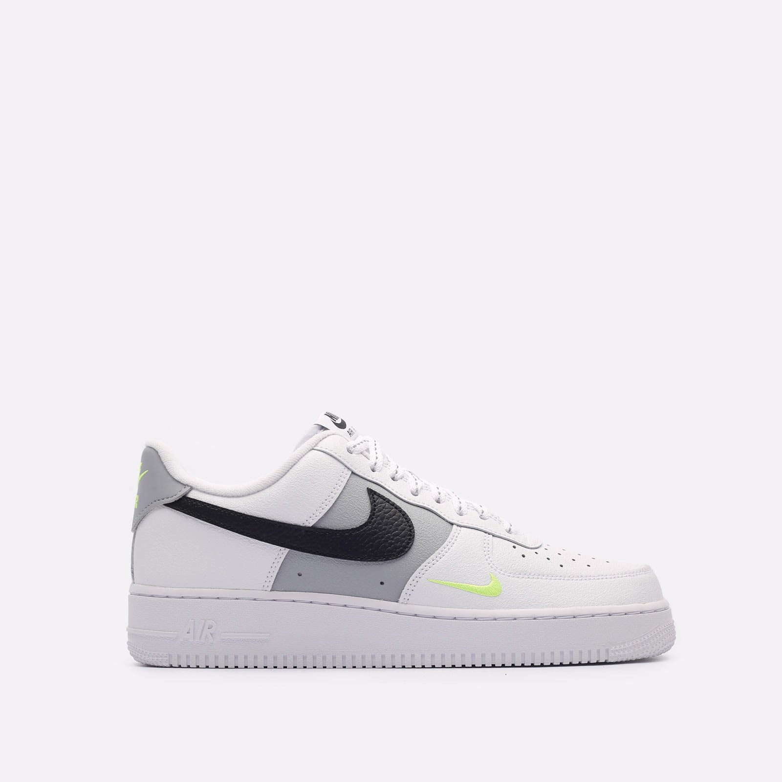 Мужские кроссовки Nike Air Force 1 '07 (FQ2204-100_)  - цена, описание, фото 1