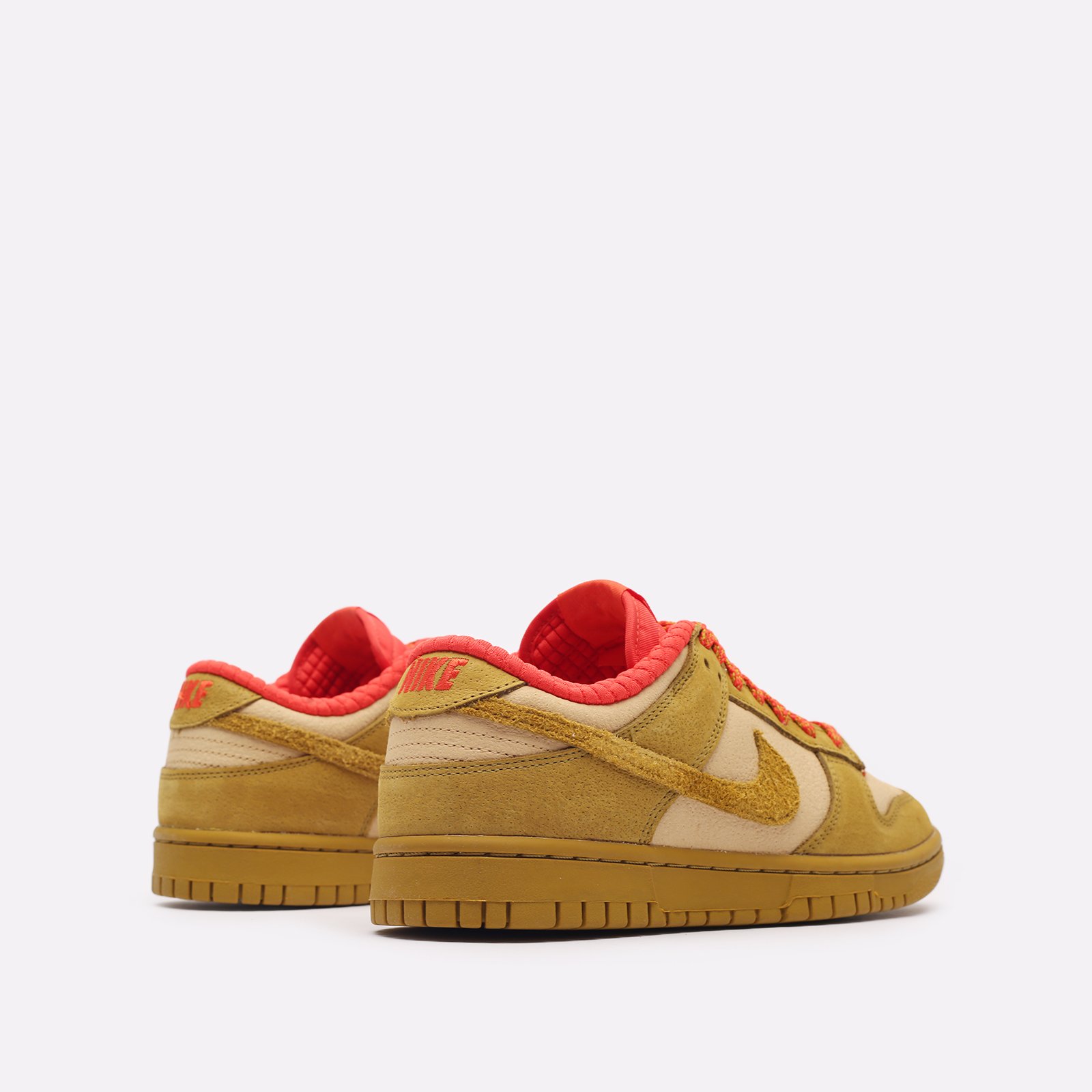Женские кроссовки Nike WMNS Dunk Low (FQ8897-252_)  - цена, описание, фото 3