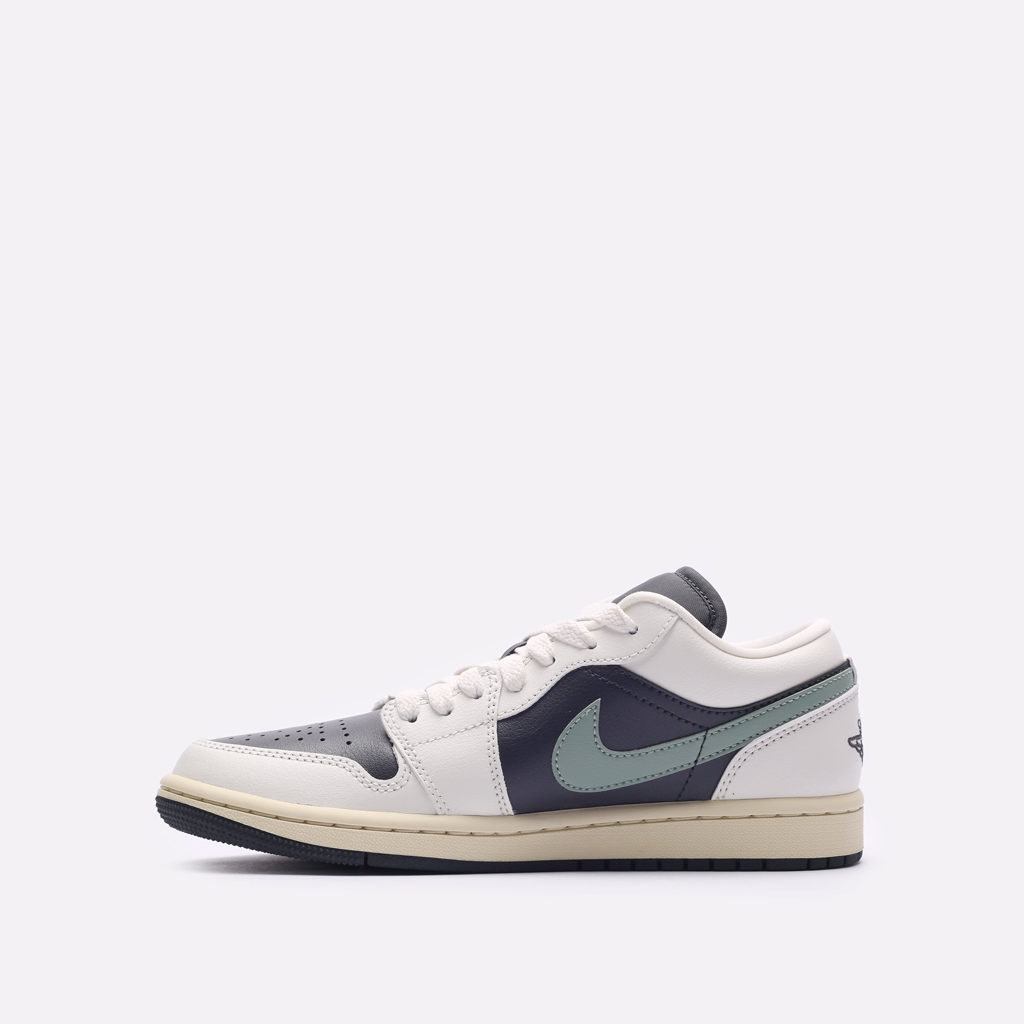 Женские кроссовки Jordan WMNS 1 Low (DC0774-001")  - цена, описание, фото 2