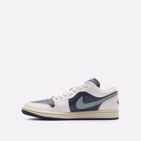 женские кроссовки Jordan WMNS 1 Low – фото для каталога