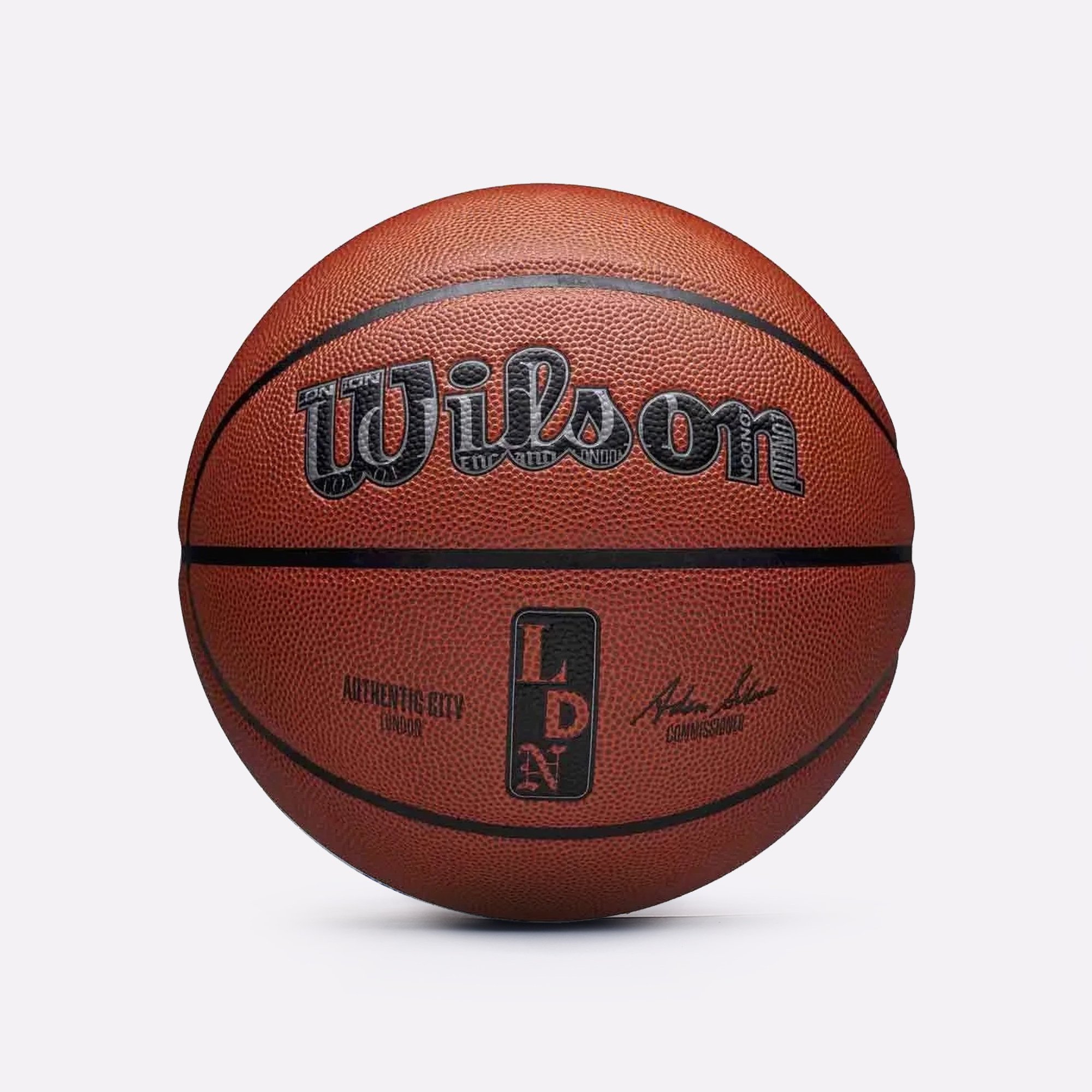 Мяч №7 Wilson NBA AUTHENTIC CITY LONDON (WZ2016003XB7)  - цена, описание, фото 1