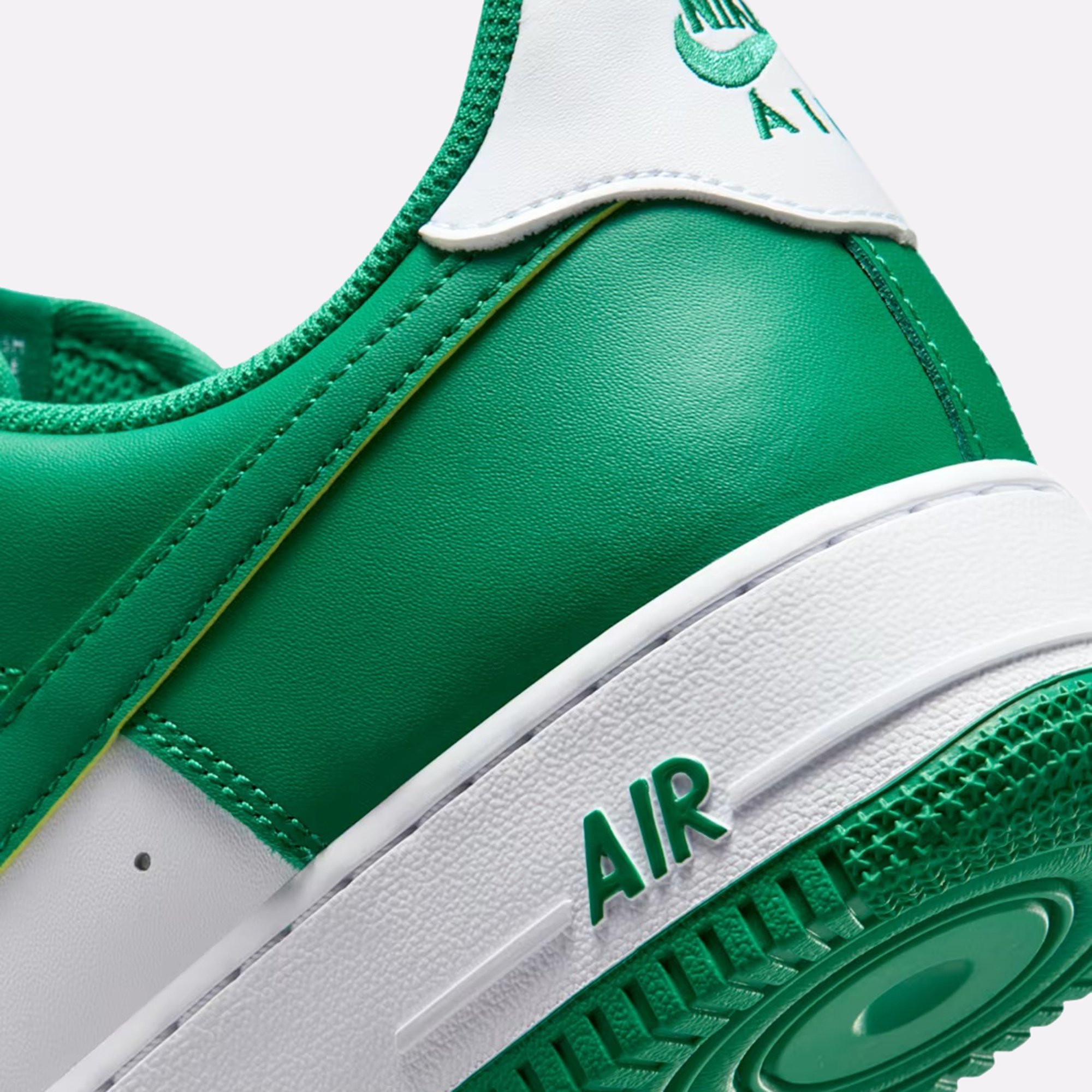 Мужские кроссовки Nike Air Force 1 (FJ4146-122)  - цена, описание, фото 6