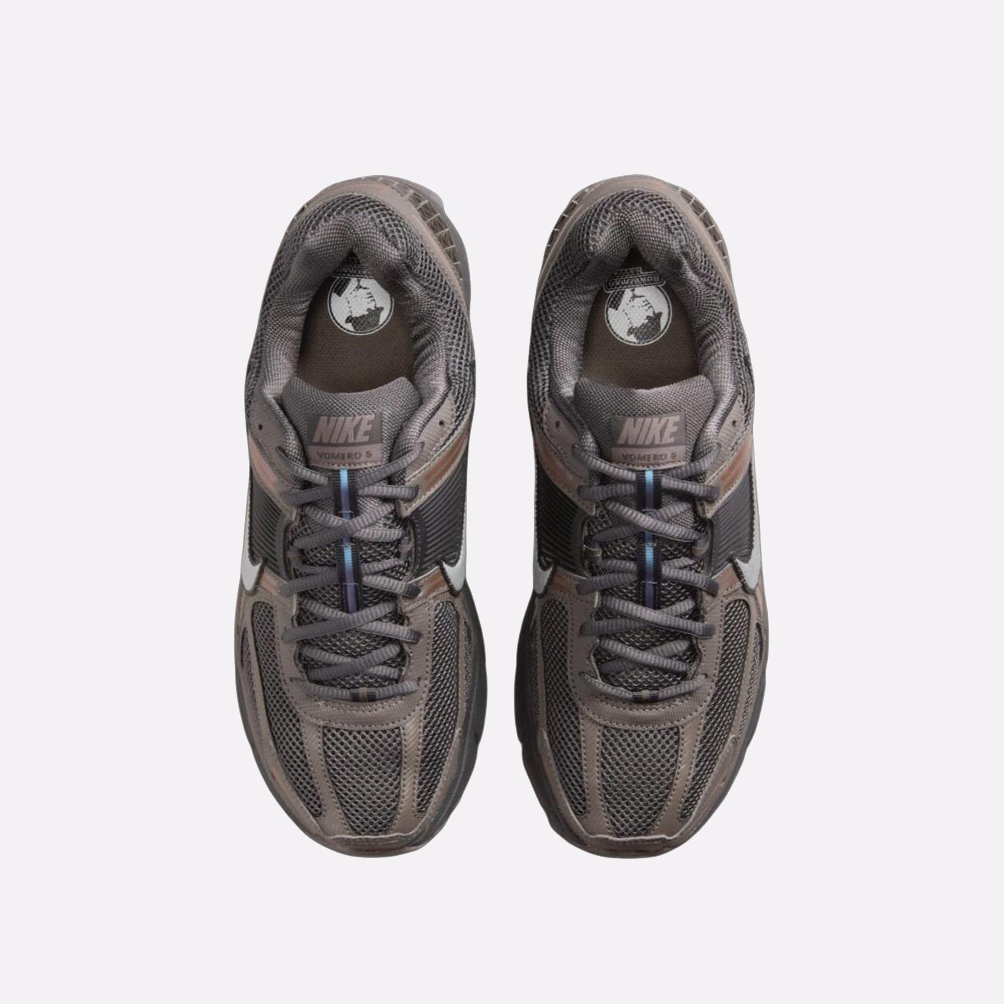 Мужские кроссовки Nike Air Zoom Vomero 5 (HF5493-201)  - цена, описание, фото 4