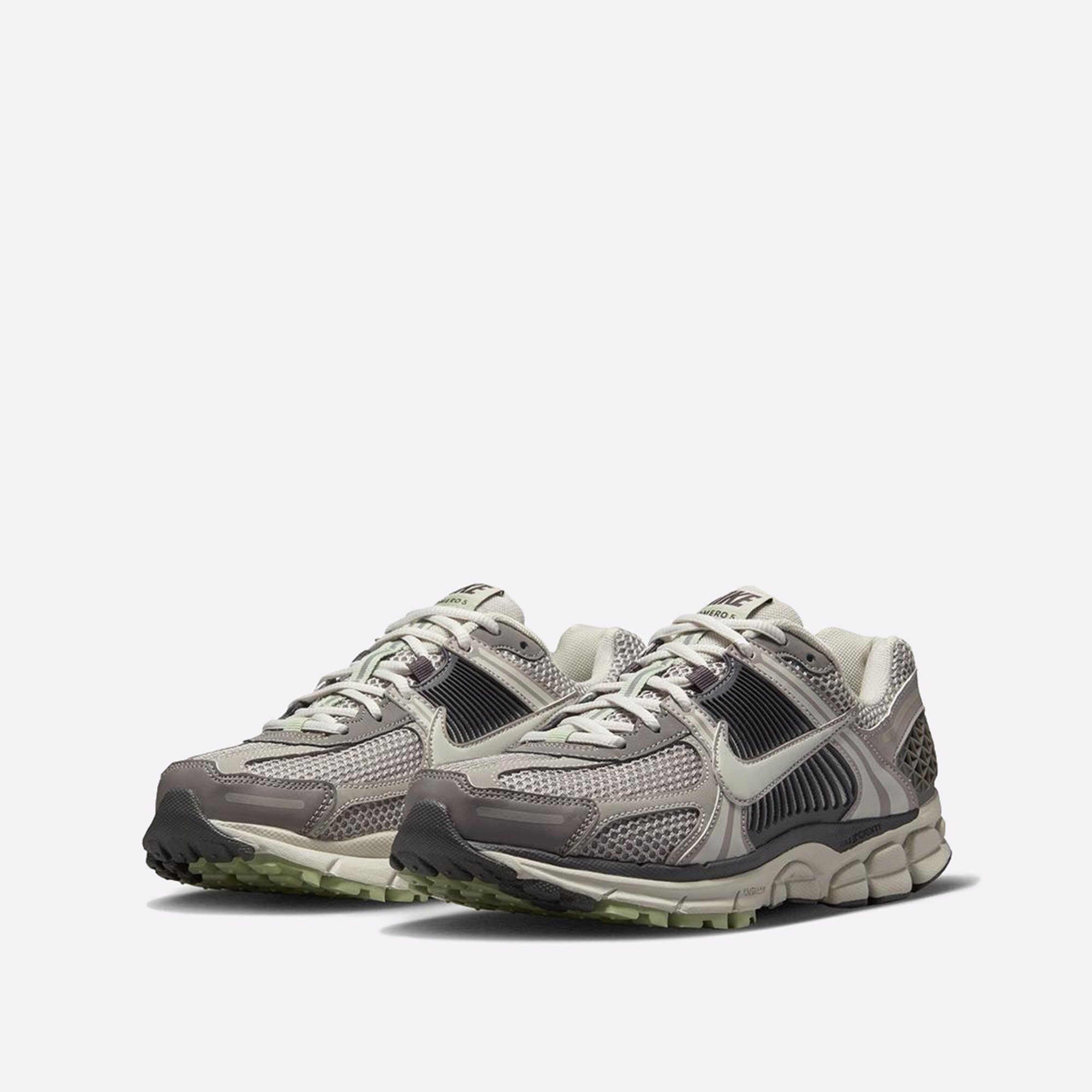 Мужские кроссовки Nike Air Zoom Vomero 5 (FB8825-001)  - цена, описание, фото 3