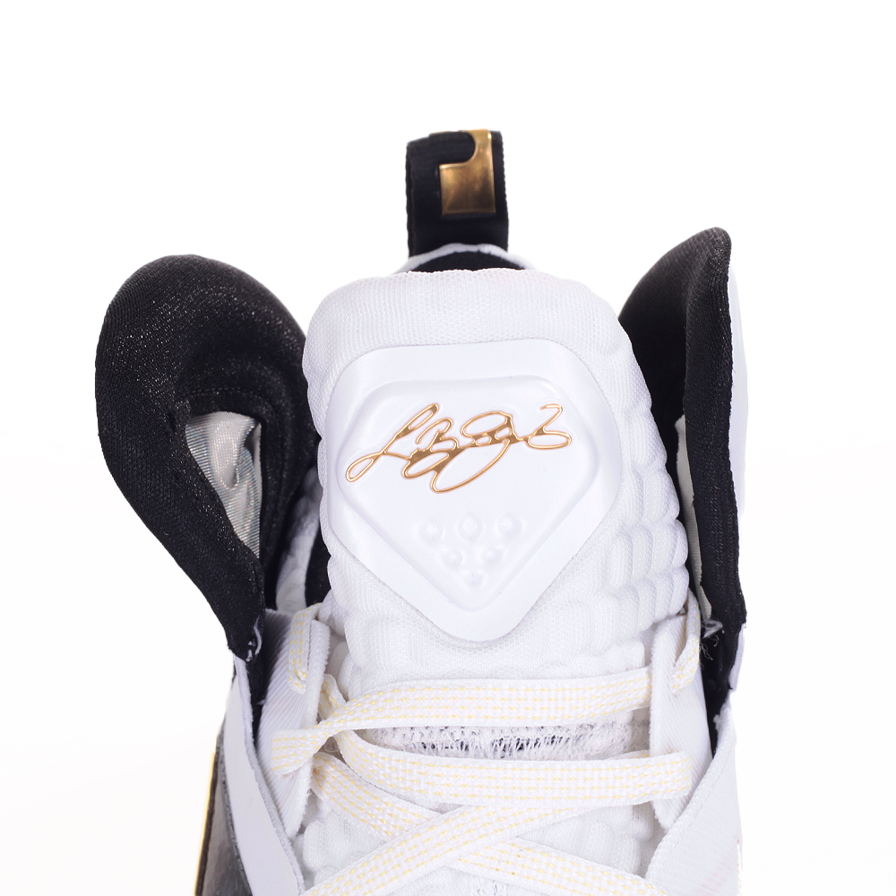 Баскетбольные Nike Кроссовки Lebron 9 (516958-100)  - цена, описание, фото 5