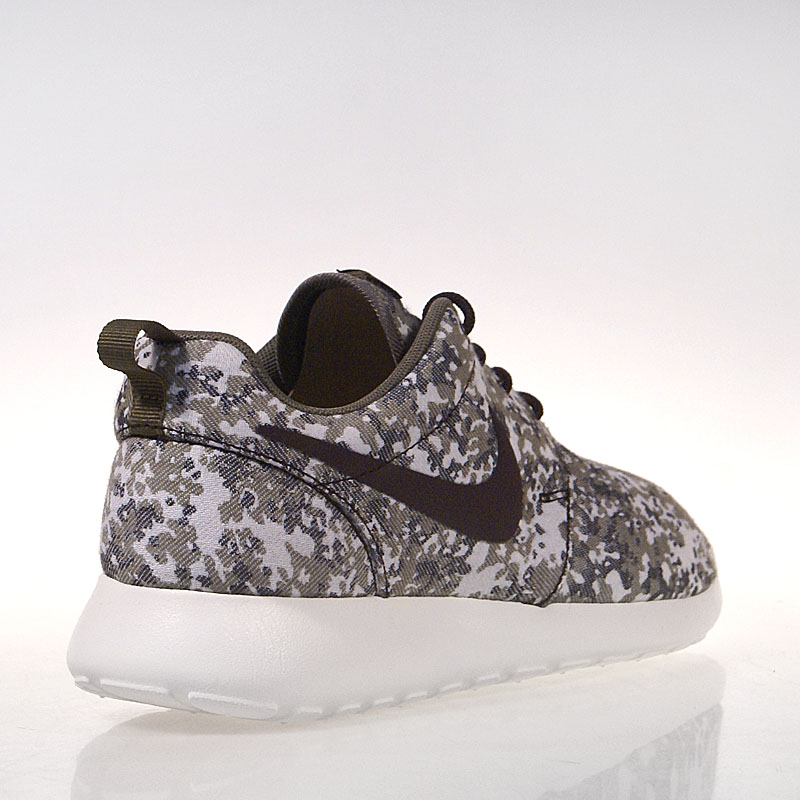Nike Кроссовки Wmns Rosherun PRM (525321-600)  - цена, описание, фото 3