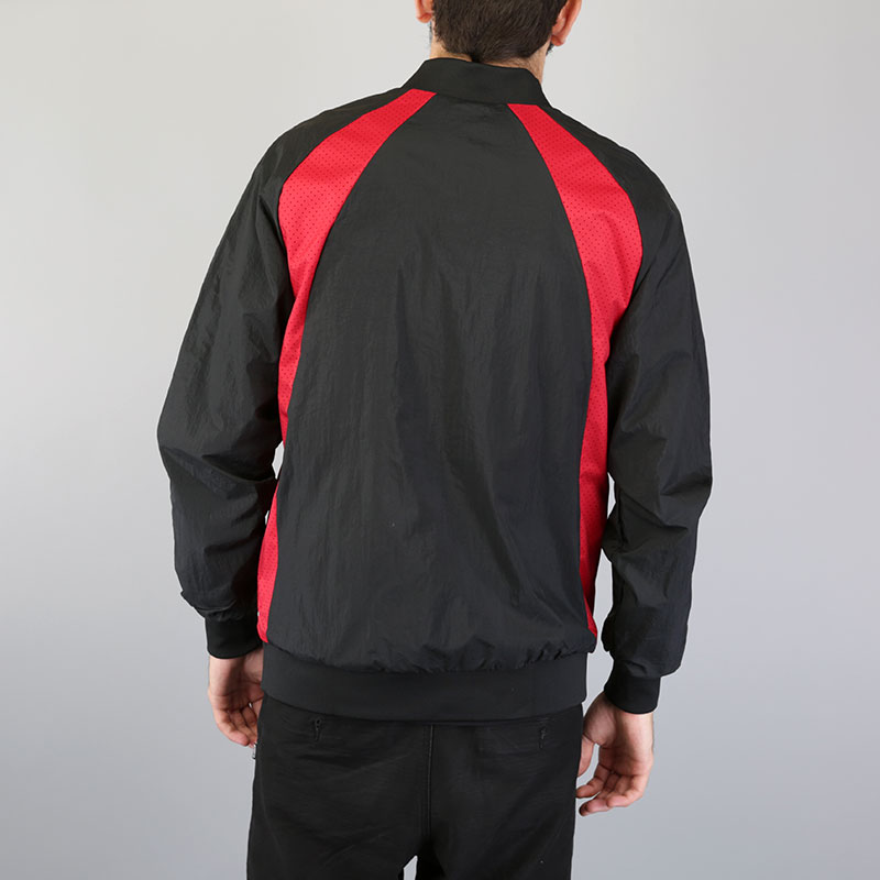 мужская черная куртка Jordan Wings Muscle Jacket 843100-016 - цена, описание, фото 3