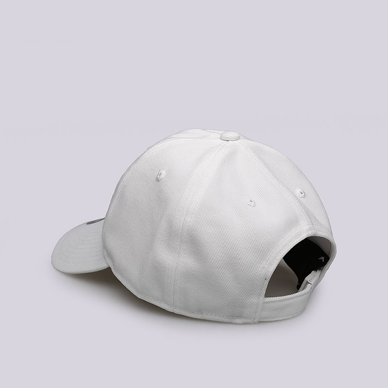  белая кепка Jordan Floppy H86 847143-100 - цена, описание, фото 3
