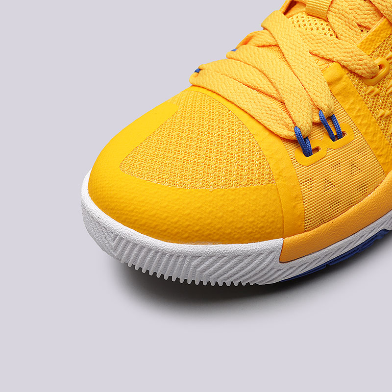 детские желтые баскетбольные кроссовки  Nike Kyrie 3 (GS) 859466-791 - цена, описание, фото 7