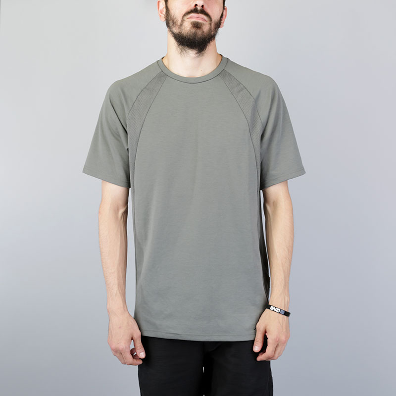 

Футболка Jordan Tech S/S Top, Оливковый